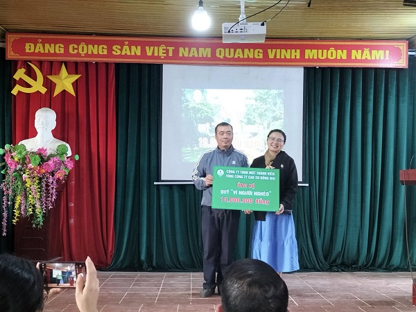 Xã Đường Hồng phối hợp với Tổng công ty Cao Su Đồng Nai tổ chức hội nghị tư vấn giới thiệu việc làm cho người lao động trên địa bàn xã