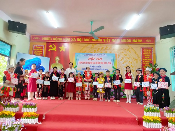 TRƯỜNG PTDTBT TIỂU HỌC ĐƯỜNG HỒNG TỔ CHỨC HỘI THI CHÚNG EM KỂ TRUYỆN BÁC HỒ NĂM HỌC 2023 – 2024 VÀ GIỚI THIỆU TÁC PHẨM CỦA ĐỒNG CHÍ TỔNG BÍ THƯ NGUYỄN PHÚ TRỌNG