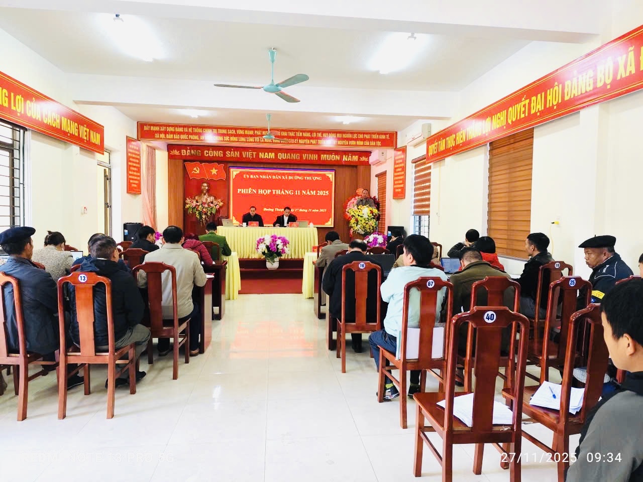Ủy ban nhân dân xã Đường Thượng tổ chức phiên họp tháng 11/2025