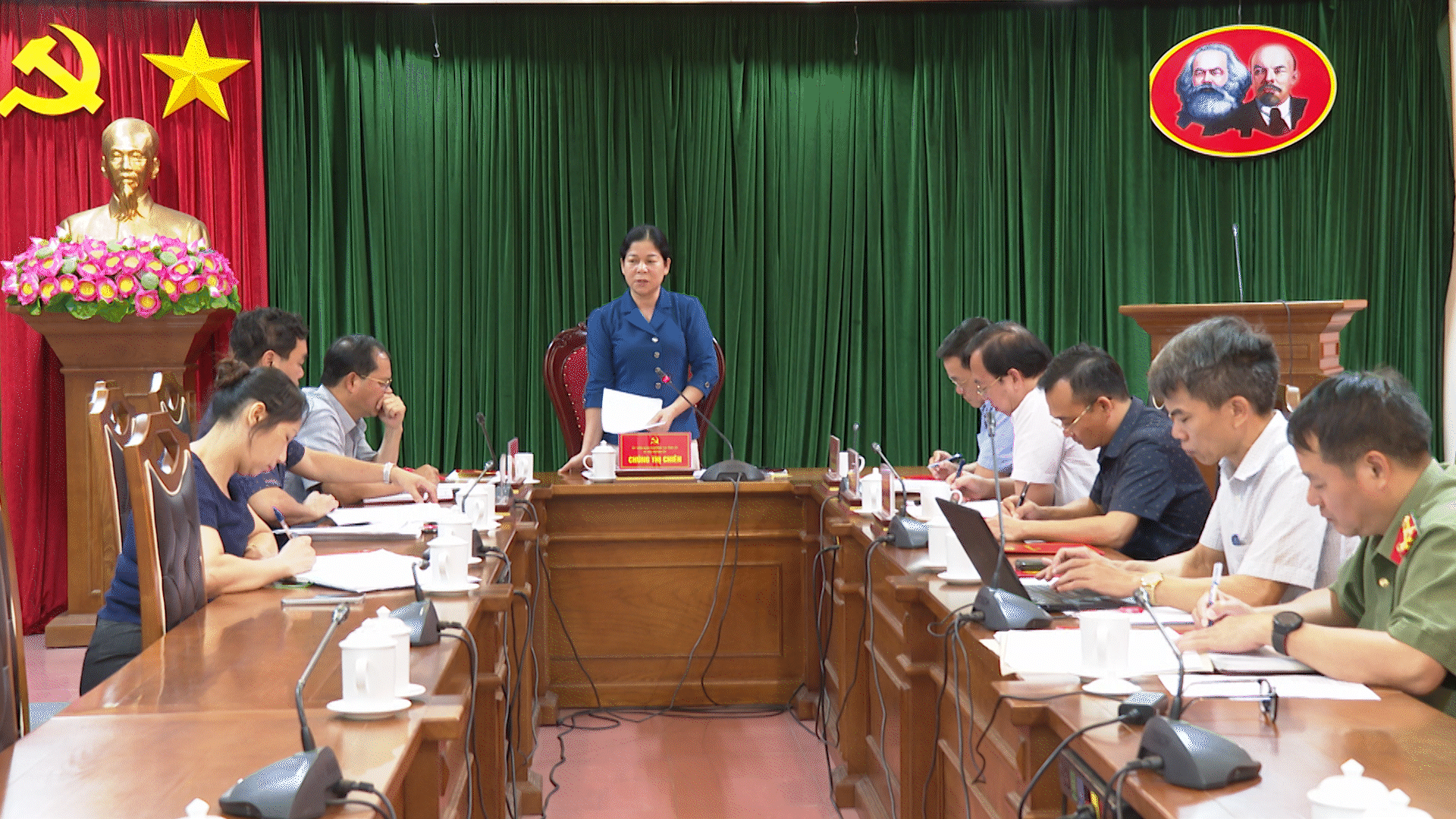 UploadFile 000142587