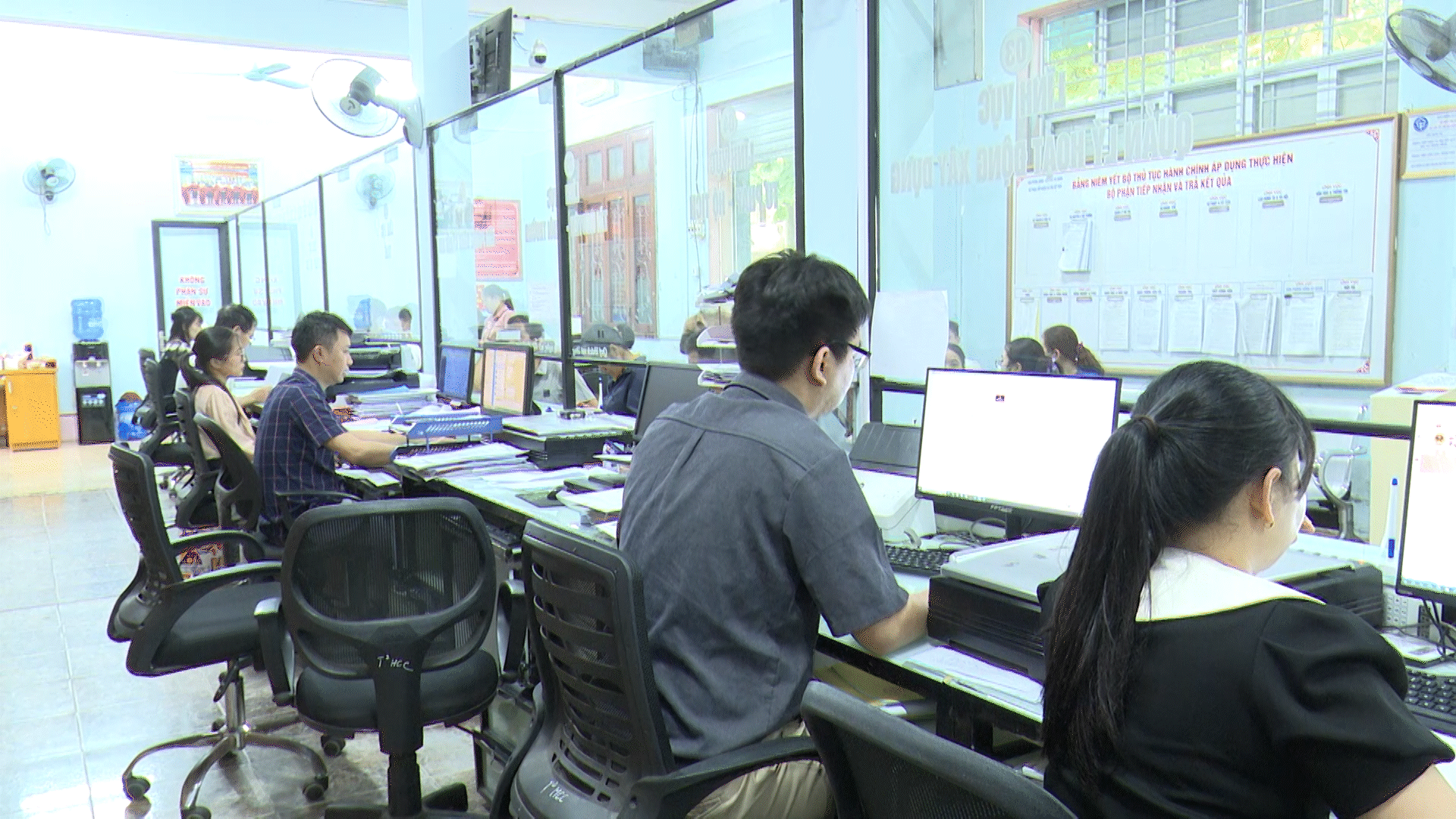 Bộ phận Một cửa thành phố tăng cường kỷ cương công vụ