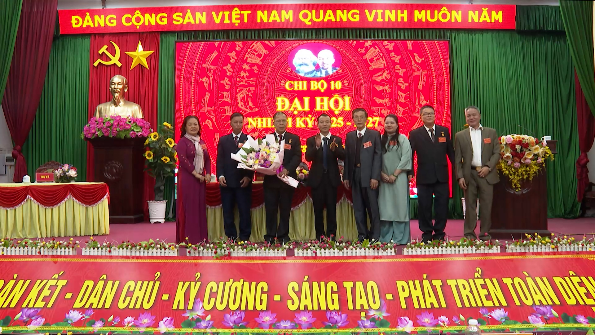 Các Chi bộ trực thuộc Đảng ủy các xã, phường đã tiến hành xong