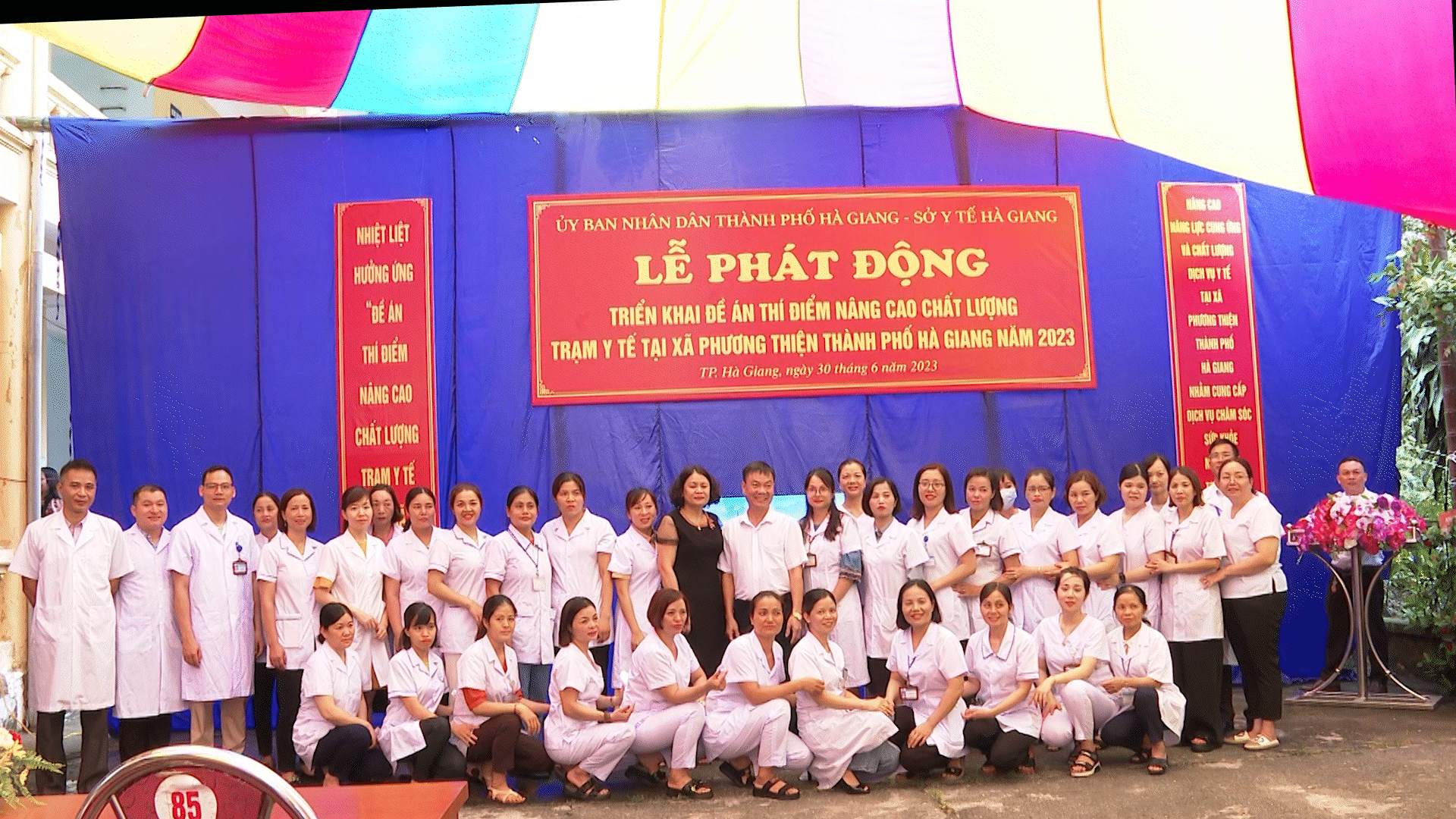 đội ngũ y, bác sỹ Trung tâm Y tế Thành phố