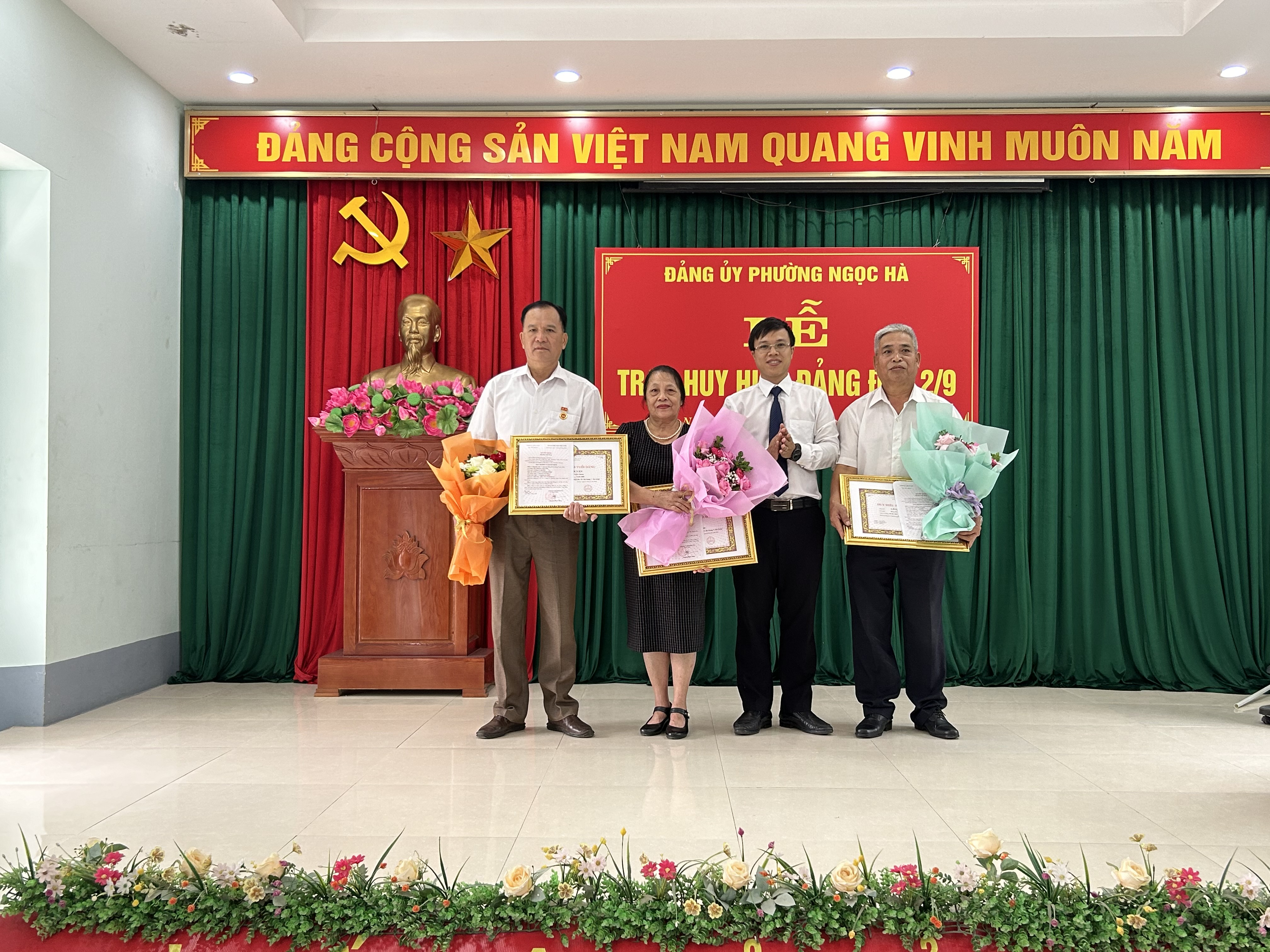 UploadFile 000142657