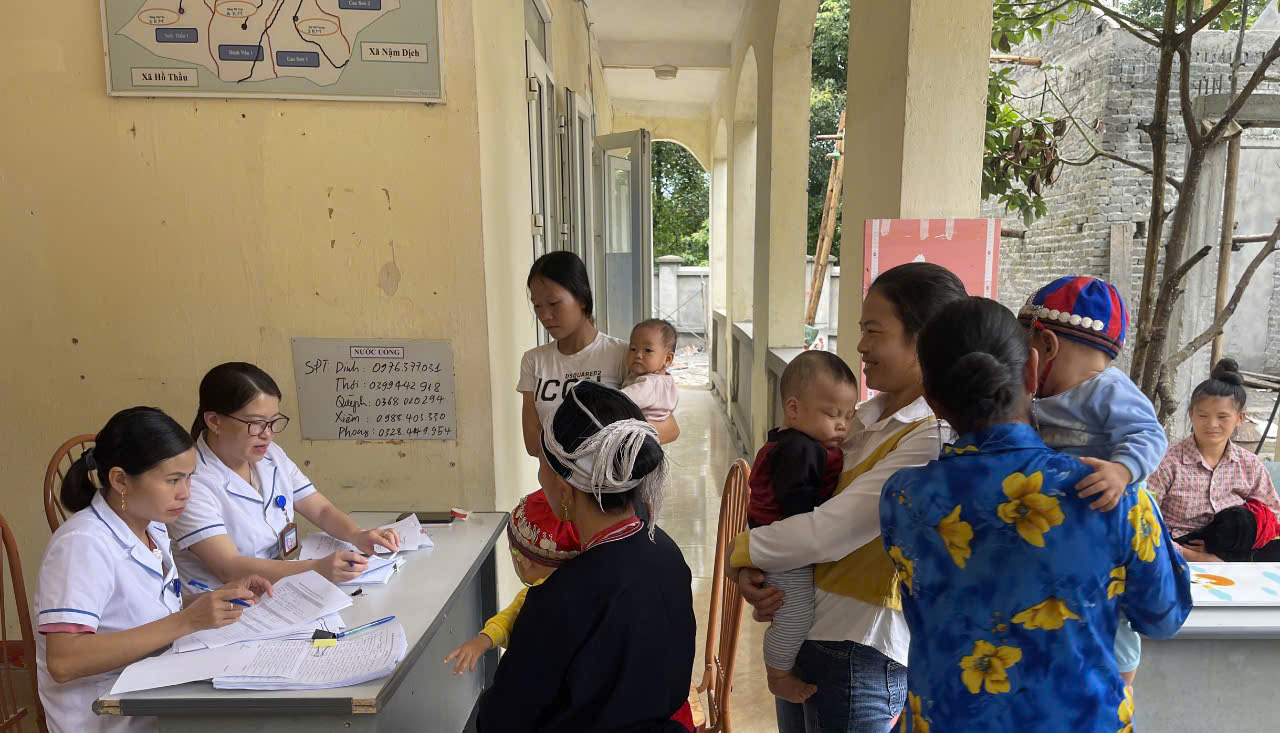Trung tâm y tế huyện Hoàng Su Phì chú trọng phát triển y tế cơ sở nhằm chăm sóc sức khỏe toàn diện cho nhân dân
