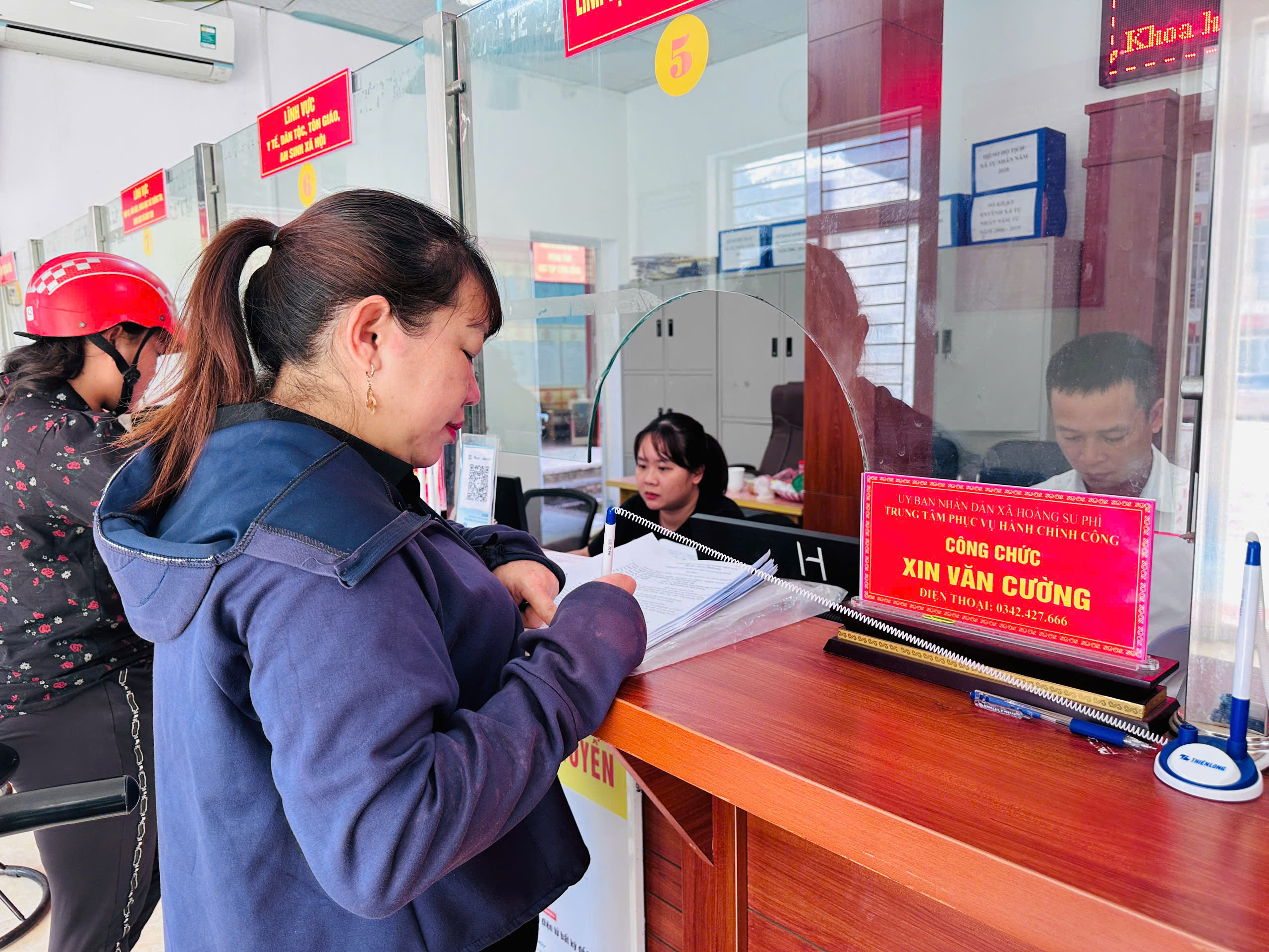 Xã Hoàng Su Phì chú trọng nâng cao sự hài lòng của người dân trong giải quyết thủ tục hành chính