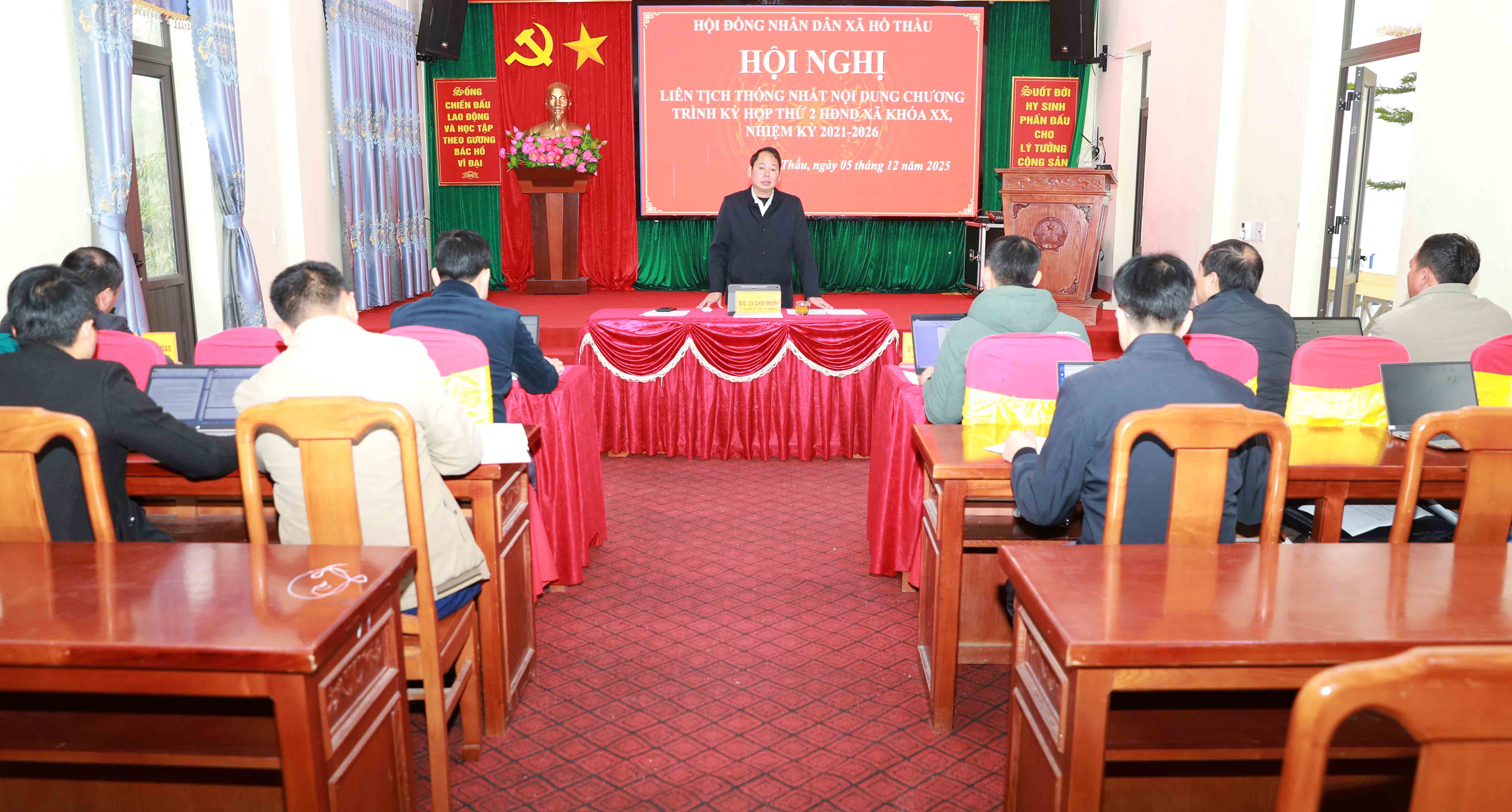 Hội nghị Ban Chấp hành nhằm kiểm điểm, đánh giá tập thể Đảng bộ xã