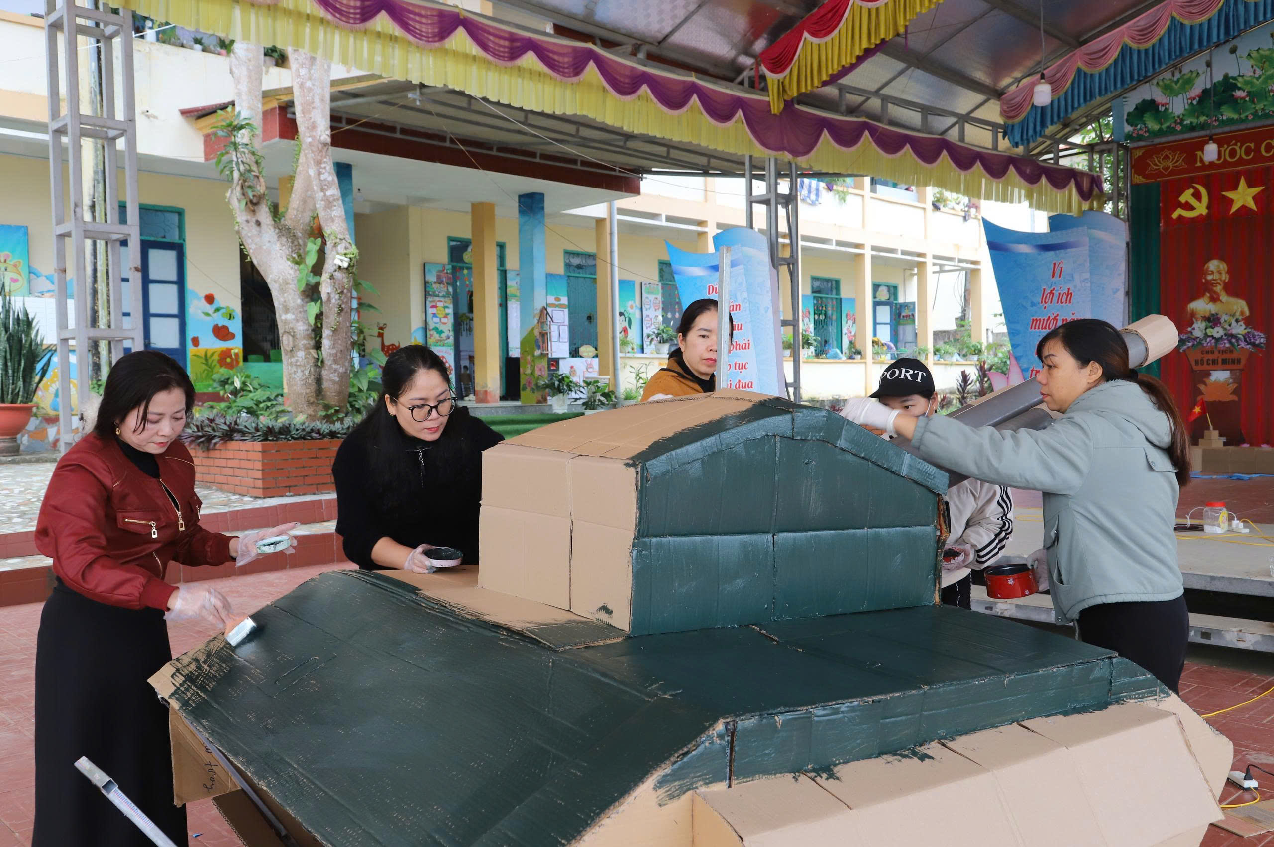 Trường Mầm non xã Liên Hiệp sẵn sàng cho hoạt động trải nghiệm “Chúng tôi là chiến sĩ”