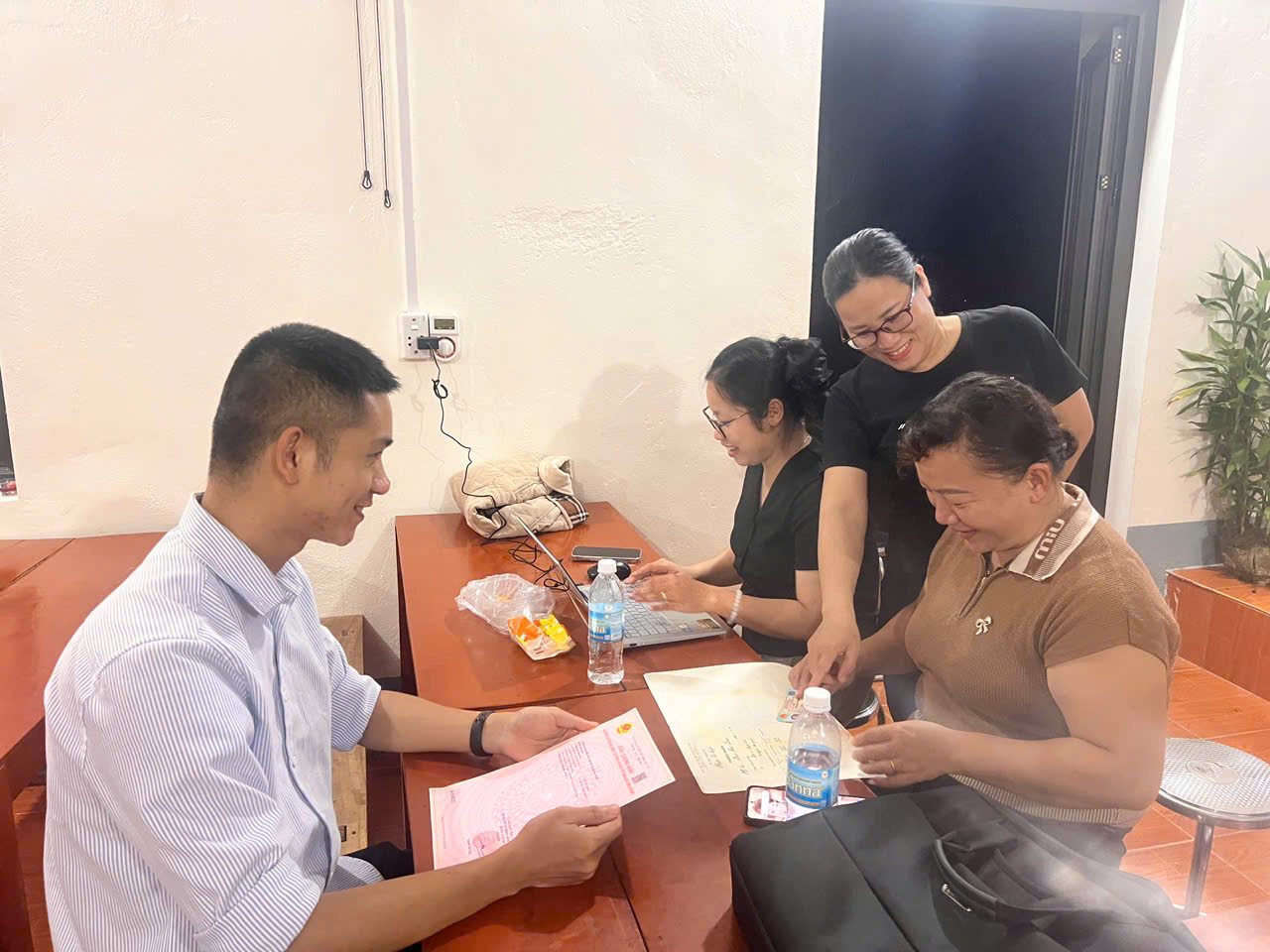 Thực hiện chiến dịch làm giàu, làm sạch cơ sở dữ liệu quốc gia về đất đai trên địa bàn xã Linh Hồ