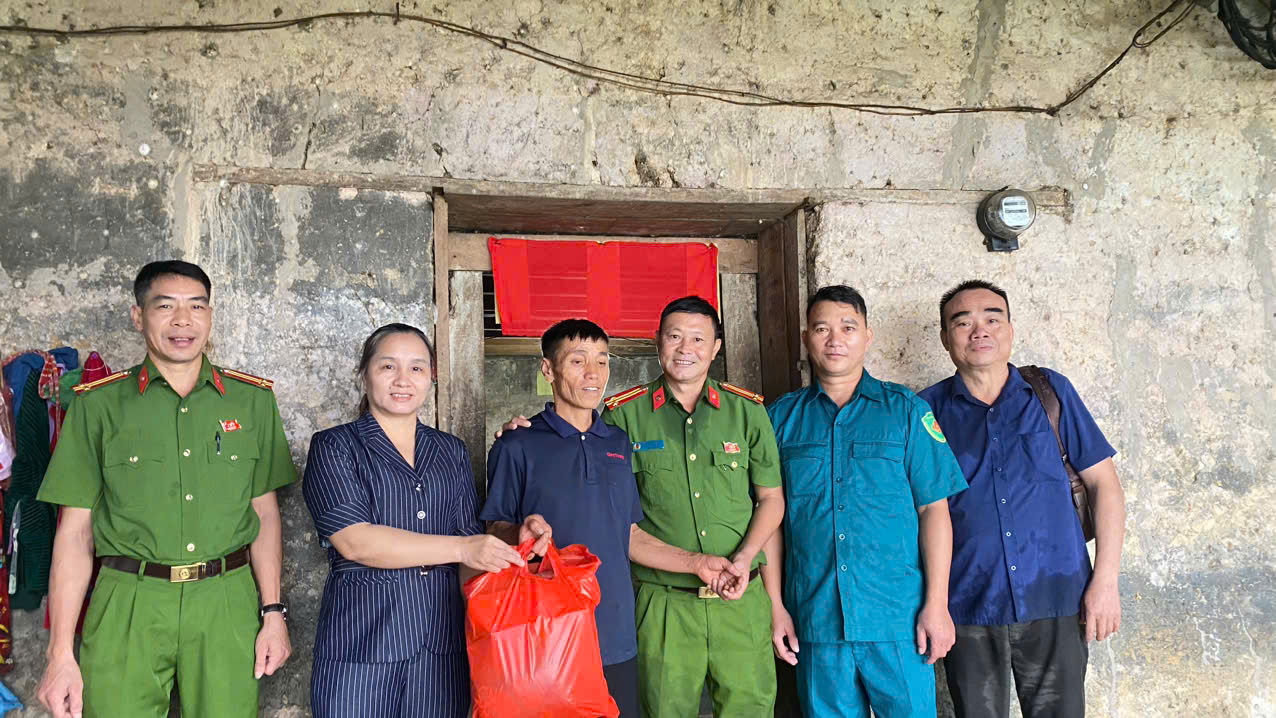 Đẩy lùi tà đạo “San sư khẻ tọ” mang lại cuộc sống bình yên cho nhân dân