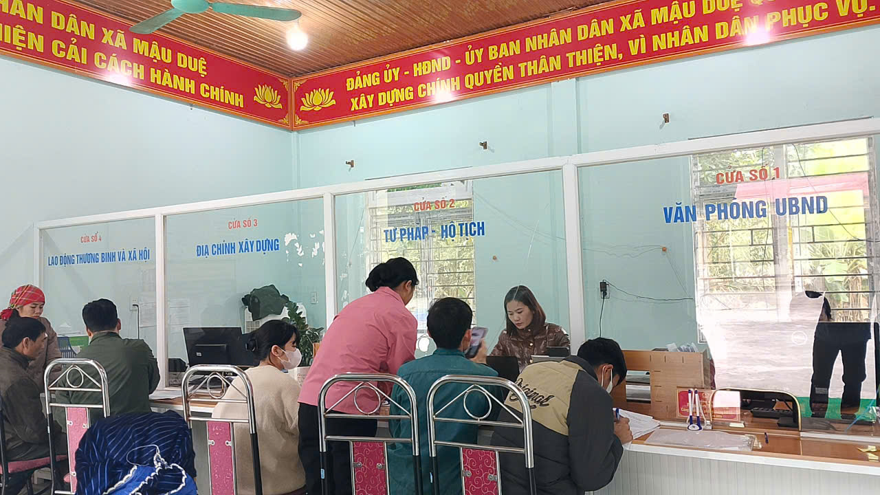 Trung tâm Phục vụ Hành chính công Xã Mậu Duệ nâng cao hiệu quả đem lại lợi ích cho nhân dân