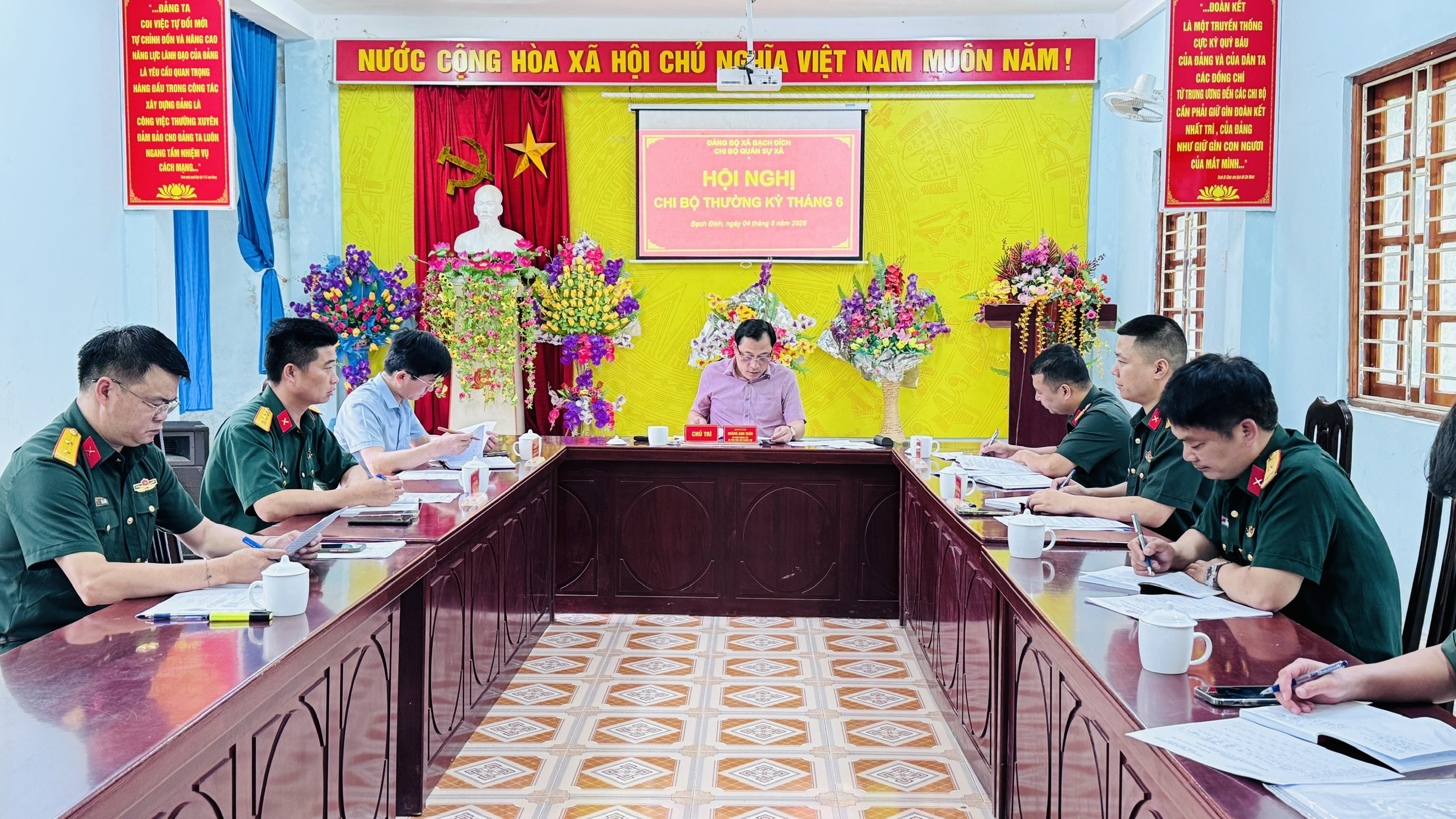 CHI BỘ QUÂN SỰ XÃ BẠCH ĐÍCH TỔ CHỨC HỘI NGHỊ SINH HOẠT CHI BỘ THÁNG 6 VÀ SINH HOẠT CHUYÊN ĐỀ QUÝ II NĂM 2026