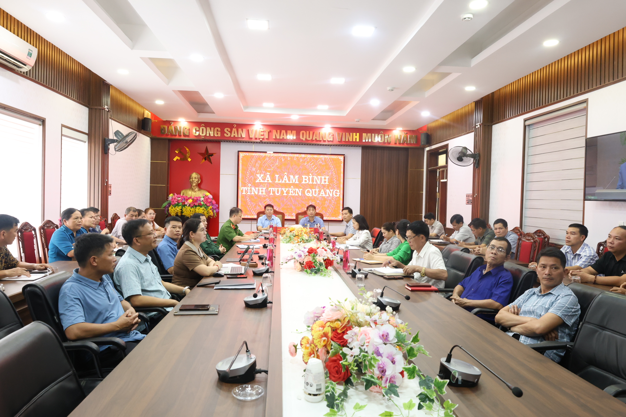 Lâm Bình tham dự hội nghị toàn quốc tổng kết công tác bầu cử đại biểu Quốc hội khóa XVI và HĐND các cấp