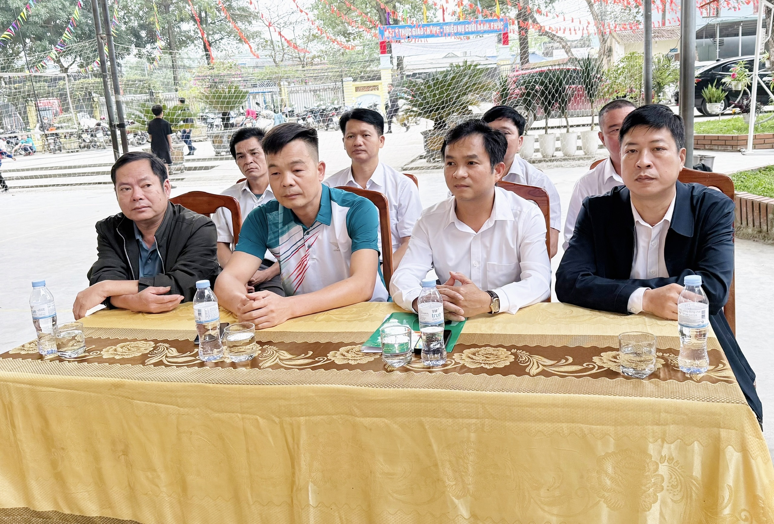 SÔI NỔI GIẢI BÓNG CHUYỀN HƠI MỪNG ĐẢNG- MỪNG XUÂN BÍNH NGỌ 2026; CHÀO MỪNG CUỘC BẦU CỬ QUỐC HỘI KHOÁ XVI VÀ ĐẠI BIỂU HĐND CÁC CẤP, NHIỆM KỲ 2026-2031