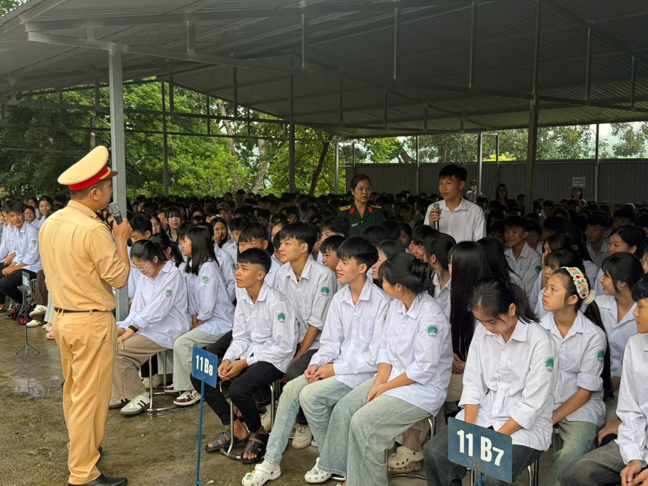TUYÊN TRUYỀN, GIÁO DỤC PHÁP LUẬT VỀ AN TOÀN GIAO THÔNG CHO HỌC SINH TRƯỜNG THPT ATK TÂN TRÀO