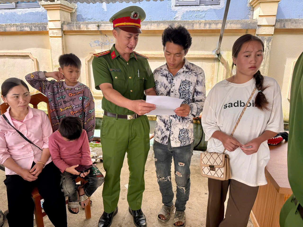 TĂNG CƯỜNG CÔNG TÁC TUYÊN TRUYỀN PHỔ BIẾN GIÁO DỤC PHÁP LUẬT, NÂNG CAO NHẬN THỨC CỦA NGƯỜI DÂN