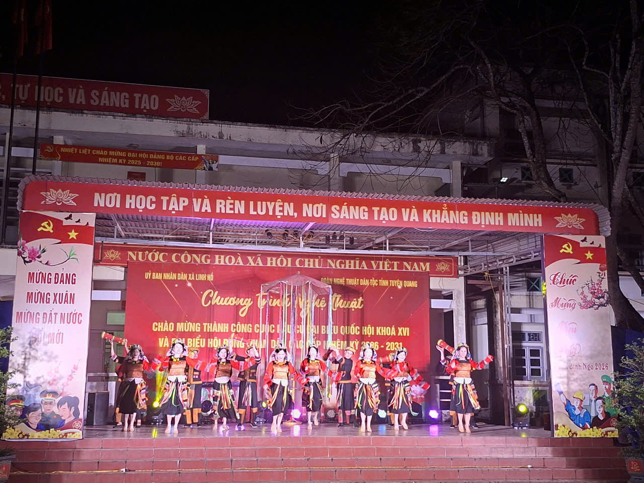 Chương trình nghệ thuật chào mừng thành công cuộc bầu cử đại biểu Quốc hội và HĐND các cấp