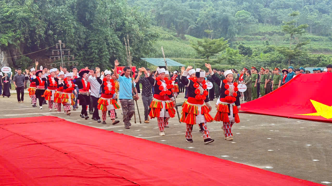 dai hoi 10.jpg