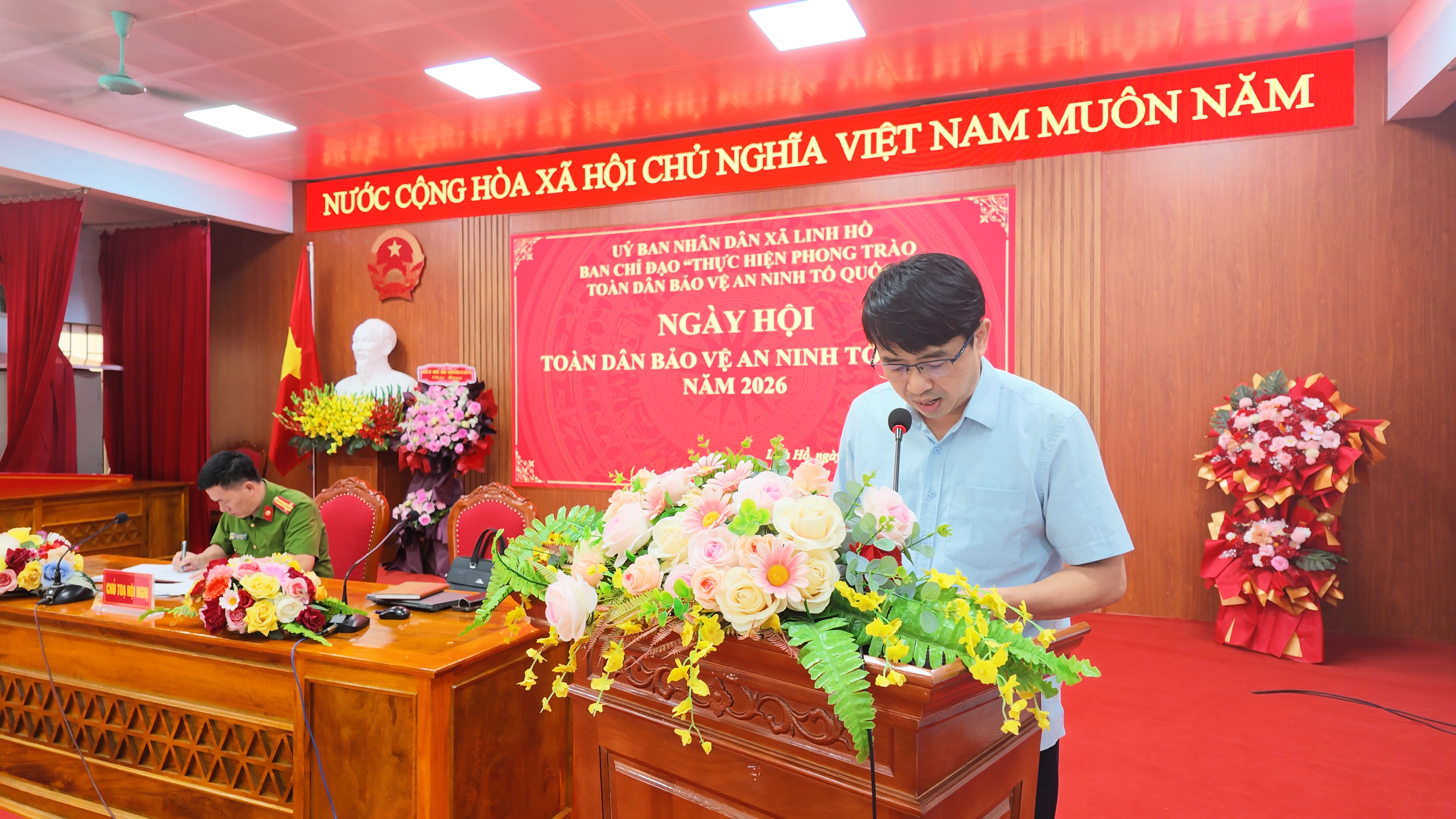 Ng&agrave;y hội 3.JPG