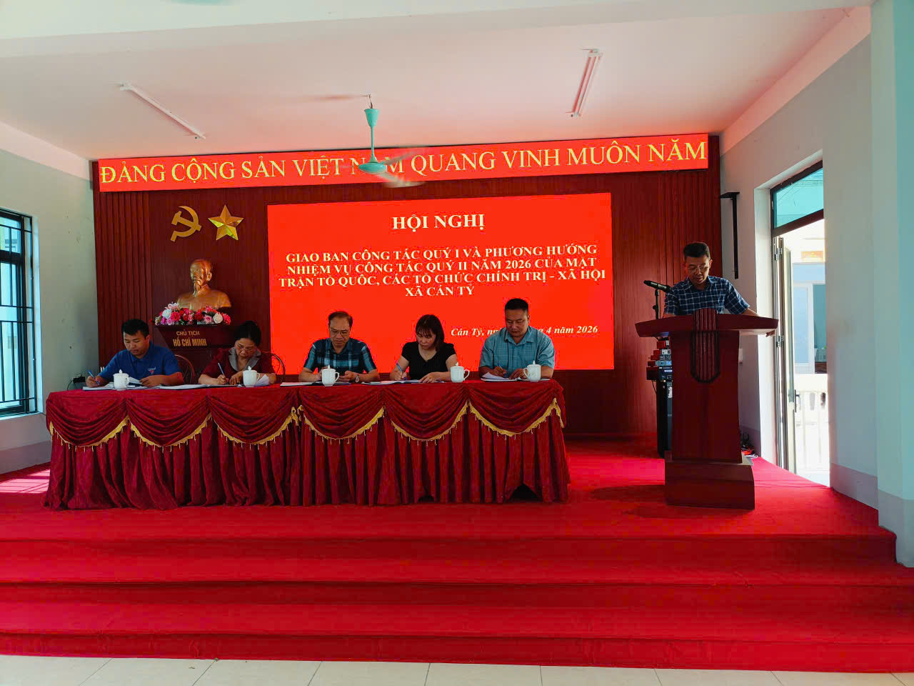 Ủy ban Mặt trận Tổ quốc và các tổ chức chính trị - xã hội đã tổ chức Hội nghị giao ban công tác quý I, đồng thời triển khai phương hướng, nhiệm vụ công tác quý II năm 2026