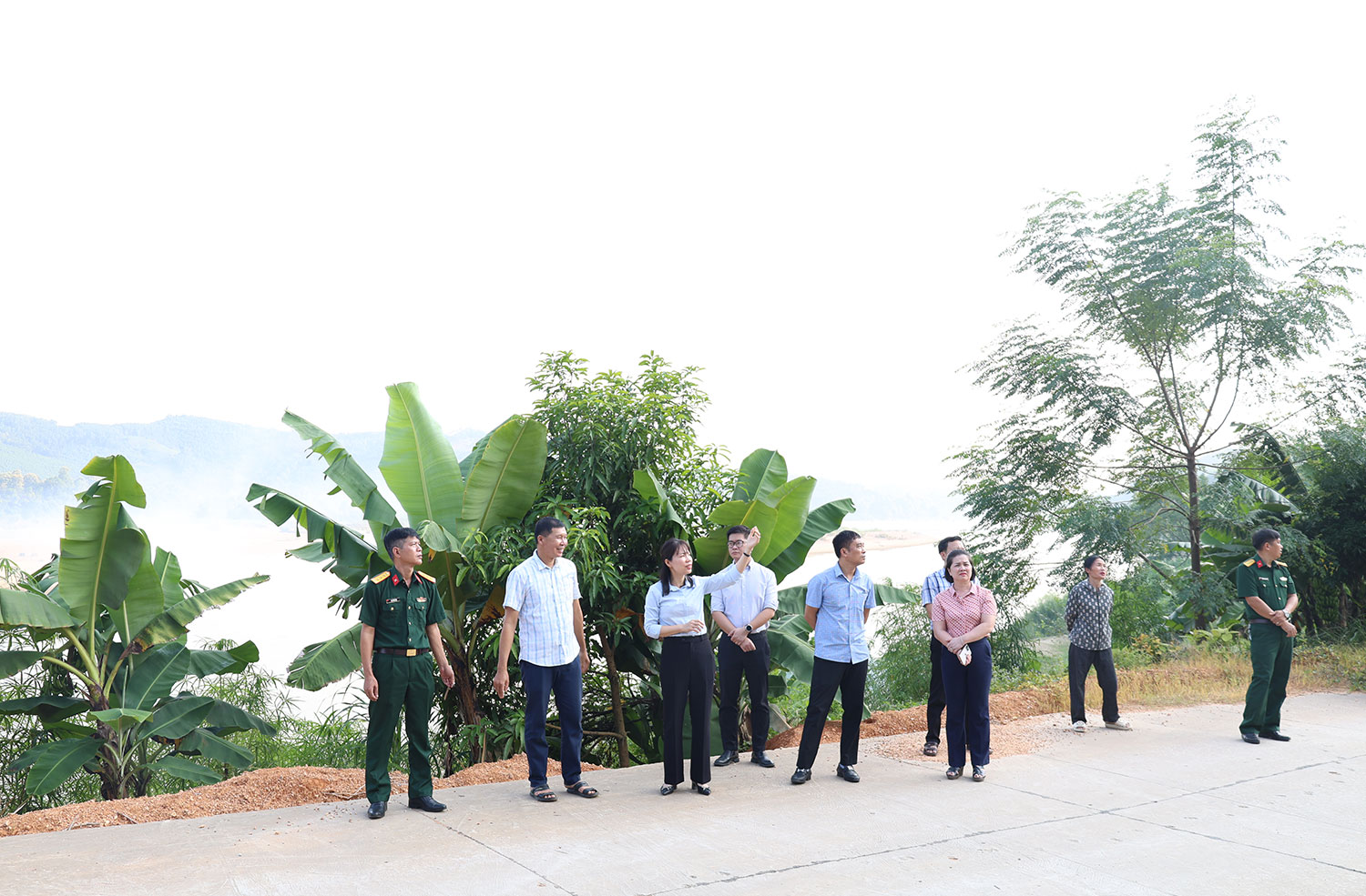 Lãnh đạo xã Yên Sơn kiểm tra công tác phòng, chống mưa lũ