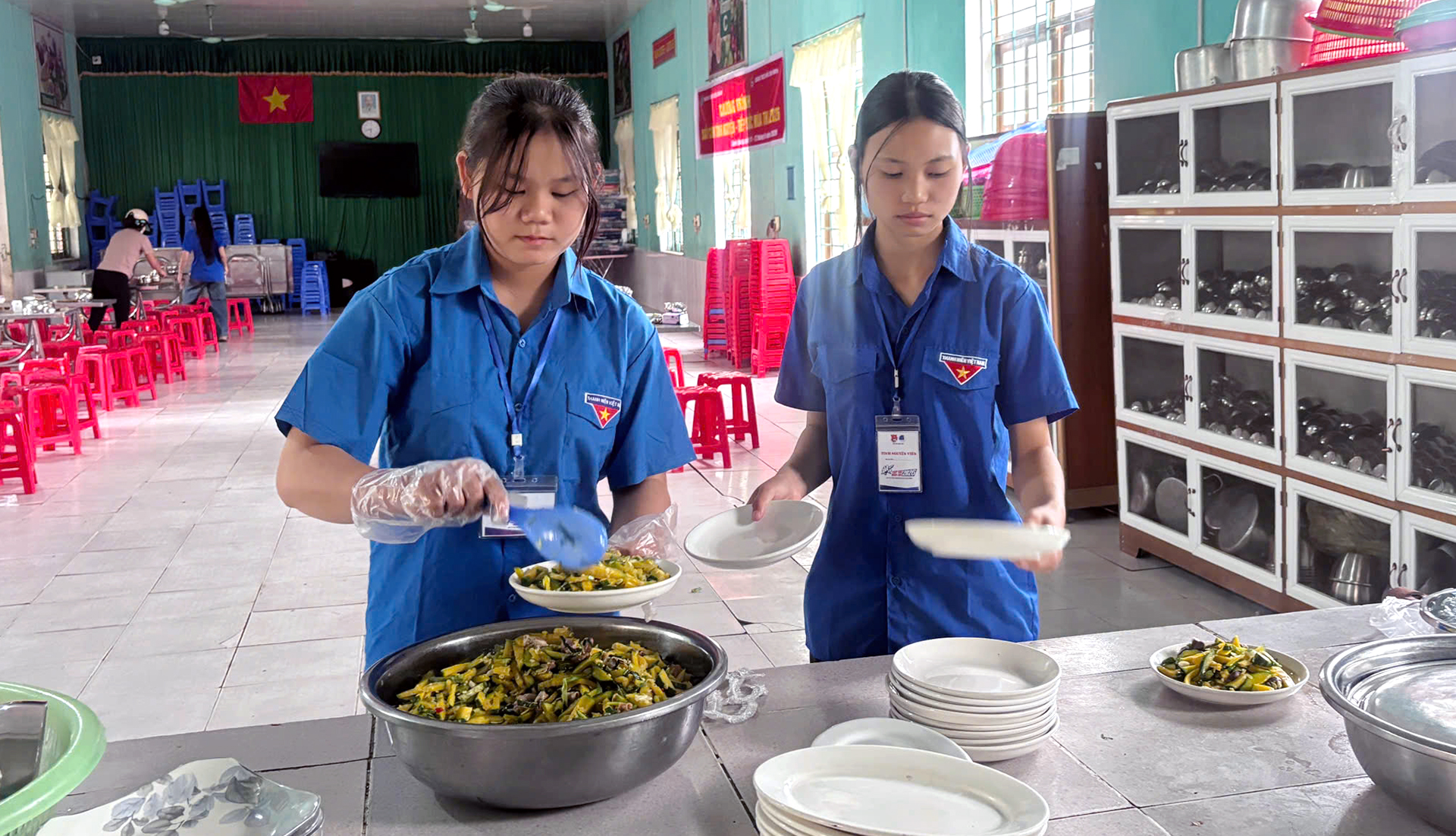 cơm 0 đồng thi THPT 2026 (2).jpg