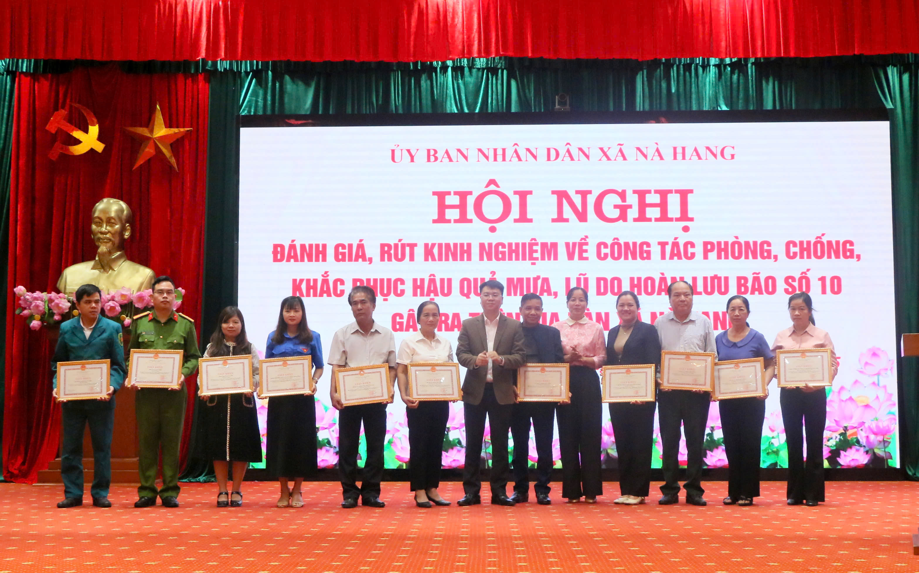 Hội nghị đánh giá, rút kinh nghiệm về công tác phòng, chống và khắc phục hậu quả mưa, lũ do hoàn lưu bão số 10 gây ra