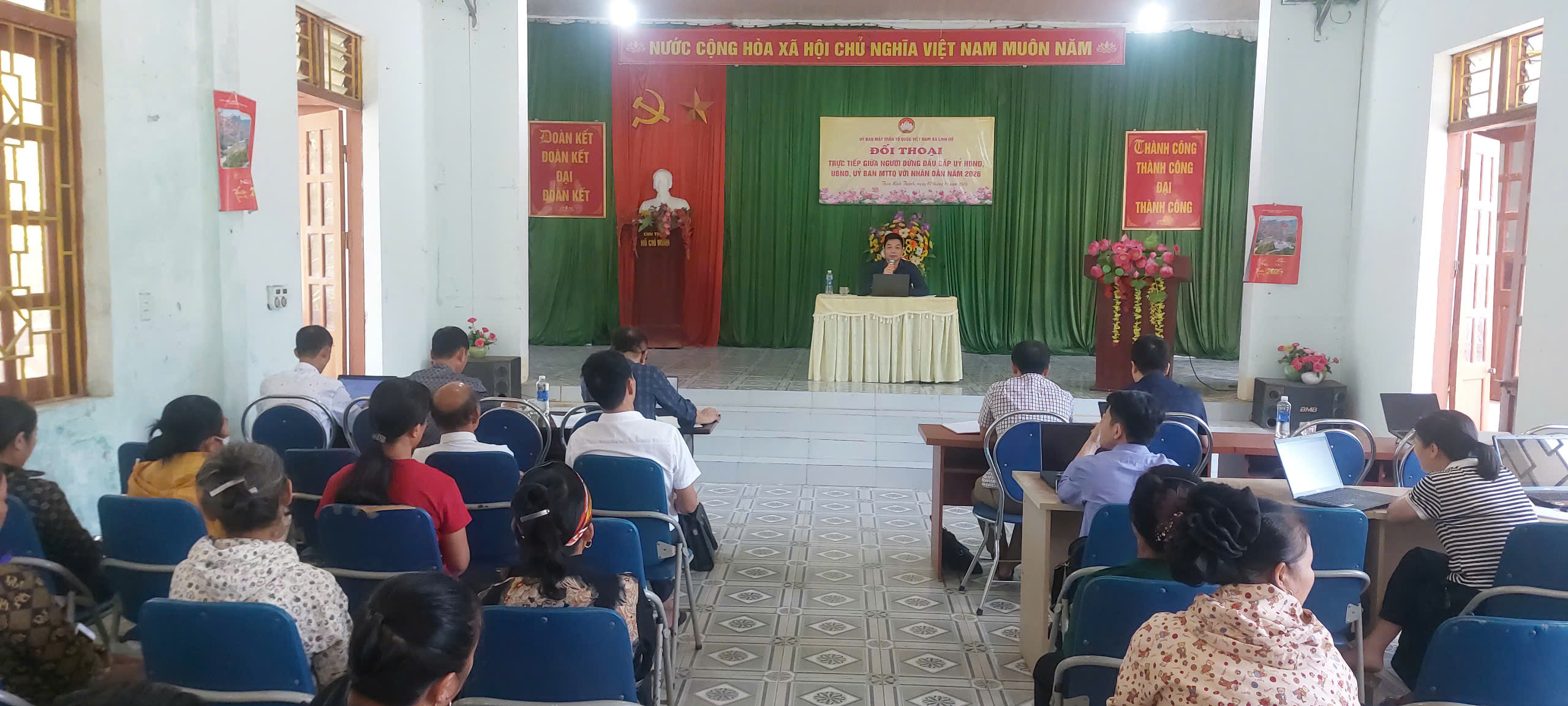 Xã Linh Hồ tổ chức hội nghị đối thoại trực tiếp với Nhân dân thôn Minh Thành năm 2026