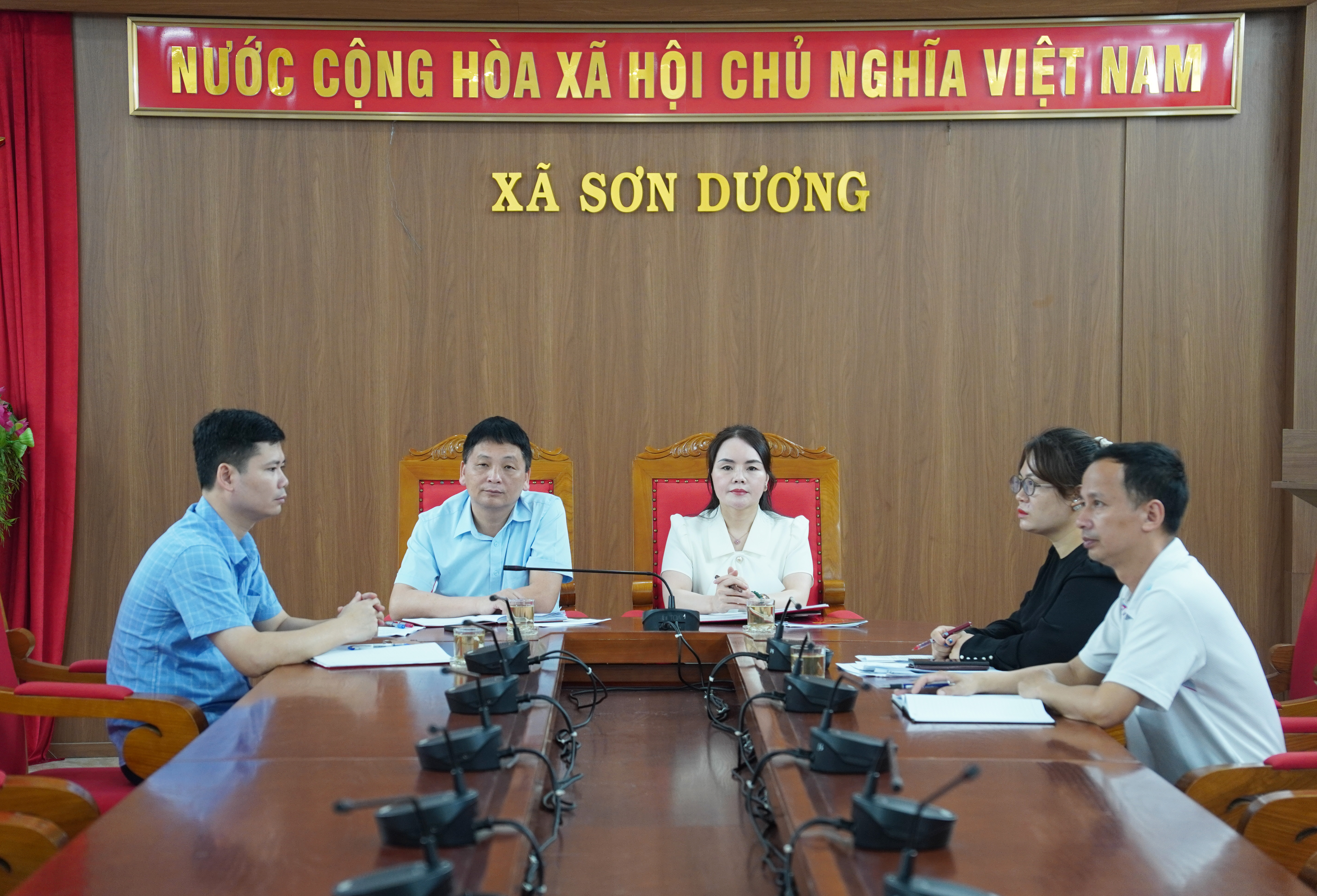 Tăng tốc phát triển công nghiệp, quyết liệt tháo gỡ vướng mắc các dự án trọng điểm