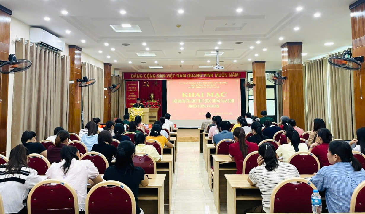 Phường An Tường khai mạc Lớp bồi dưỡng kiến thức quốc phòng và an ninh đối tượng 4 năm 2026