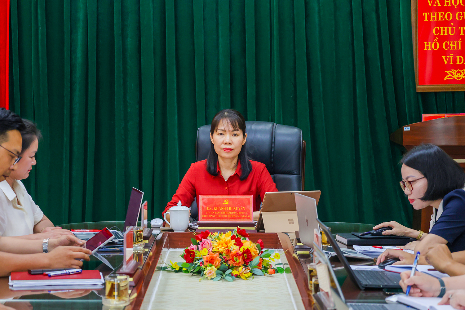 Phiên họp Thường trực HĐND xã Yên Sơn kỳ tháng 6/2026