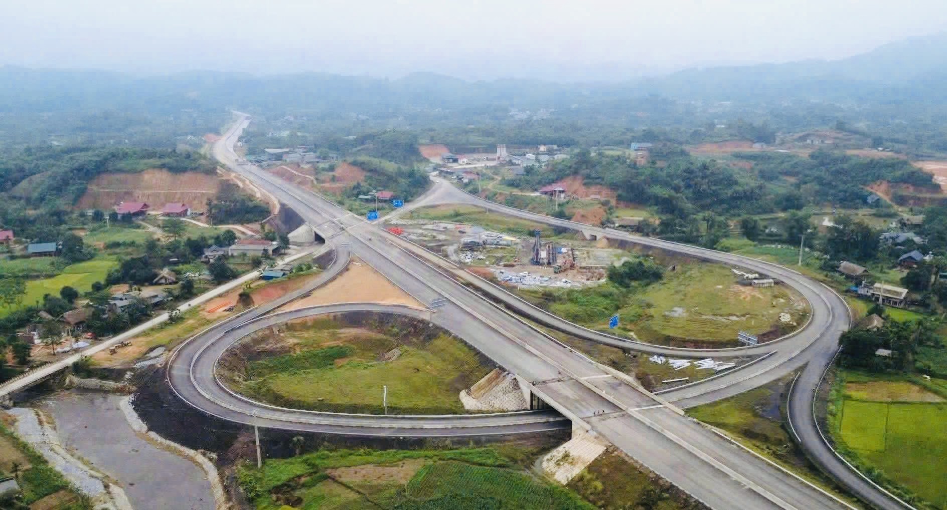 Phấn đấu thu hút khoảng 150 dự án mới giai đoạn 2026-2030 
