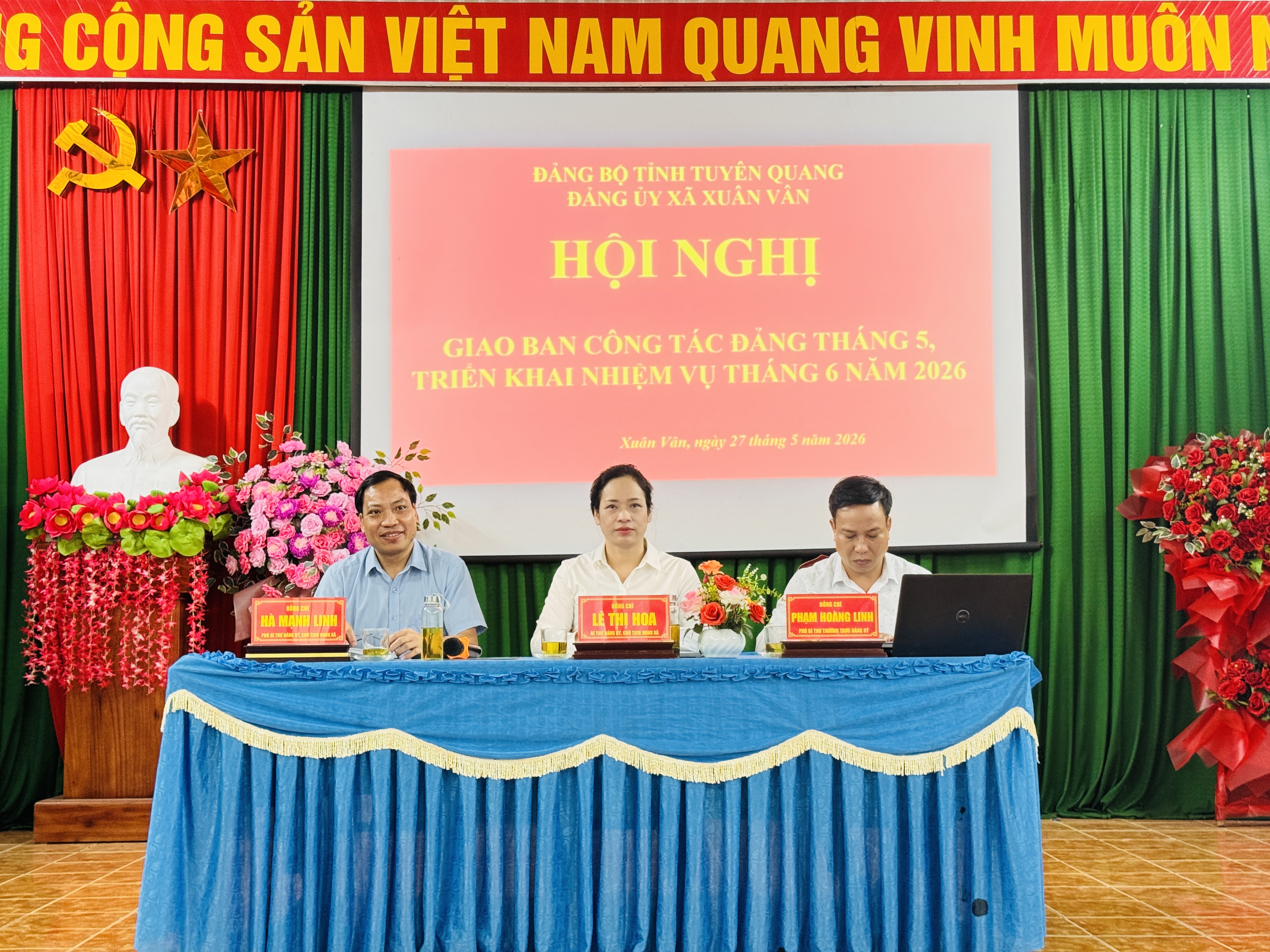 ĐẢNG ỦY XÃ XUÂN VÂN TỔ CHỨC HỘI NGHỊ GIAO BAN THÁNG 5, TRIỂN KHAI PHƯƠNG HƯỚNG NHIỆM VỤ THÁNG 6 NĂM 2026 VÀ QUÁN TRIỆT CÁC VĂN BẢN VỀ CÔNG TÁC DÂN TỘC, TÔN GIÁO