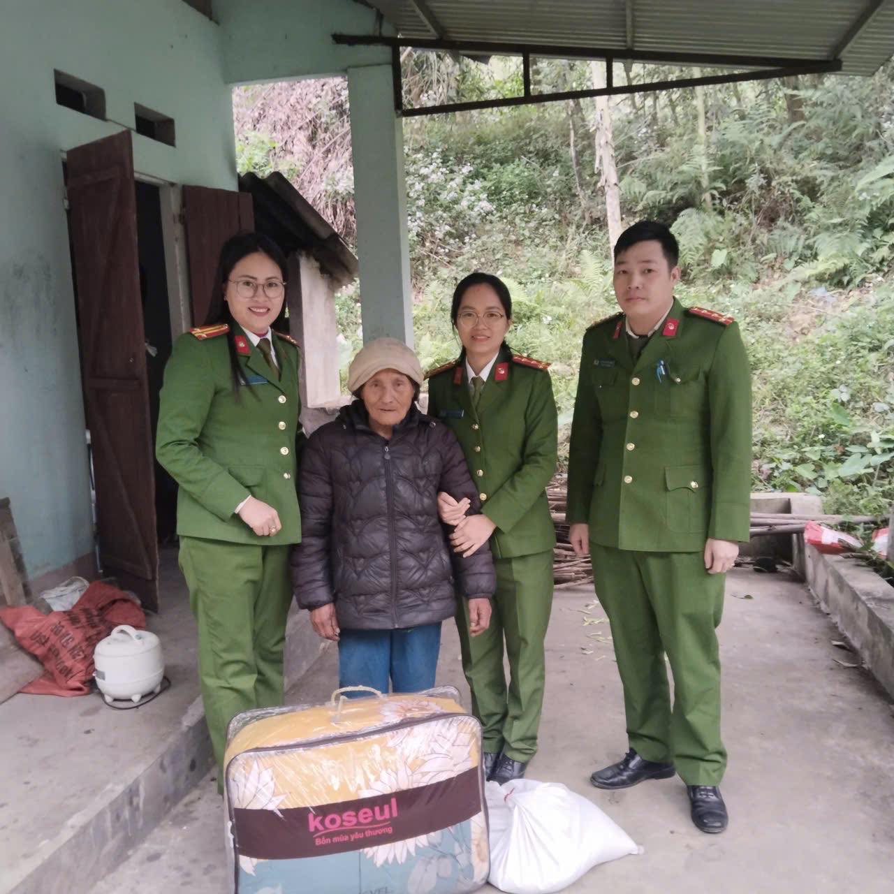 CÔNG AN XÃ SƠN DƯƠNG TIẾP TỤC DUY TRÌ THỰC HIỆN PHONG TRÀO THI ĐUA BA NHẤT