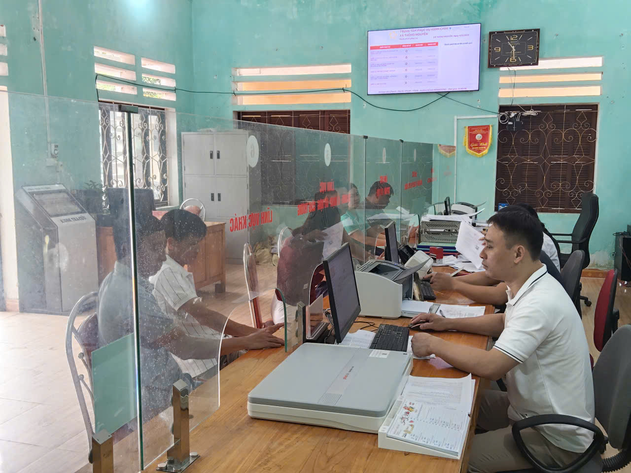 Trung tâm Phục vụ hành chính công xã đẩy mạnh chuyển đổi số, nâng cao chất lượng phục vụ người dân