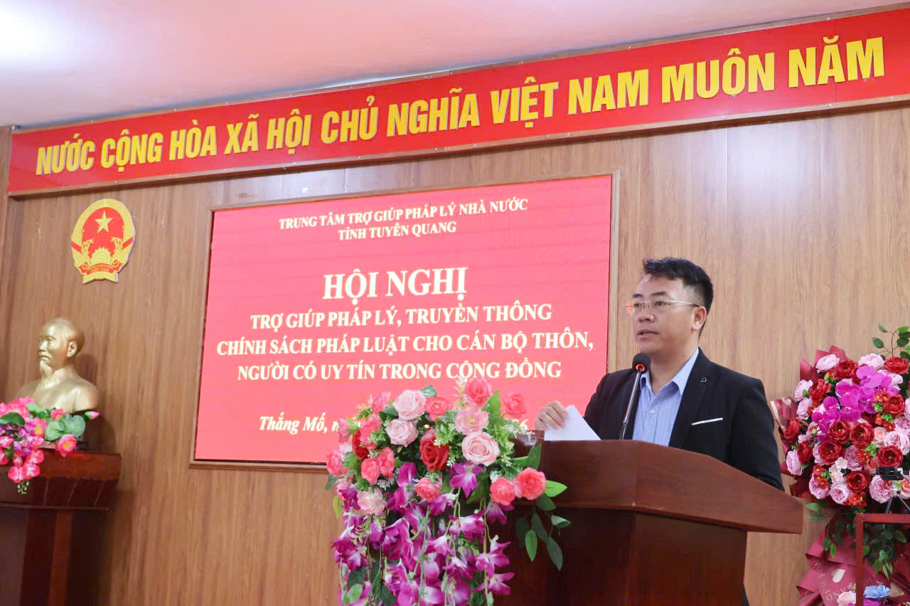 NÂNG CAO NHẬN THỨC PHÁP LUẬT CHO CÁN BỘ CƠ SỞ VÀ NGƯỜI CÓ UY TÍN TẠI XÃ THẮNG MỐ