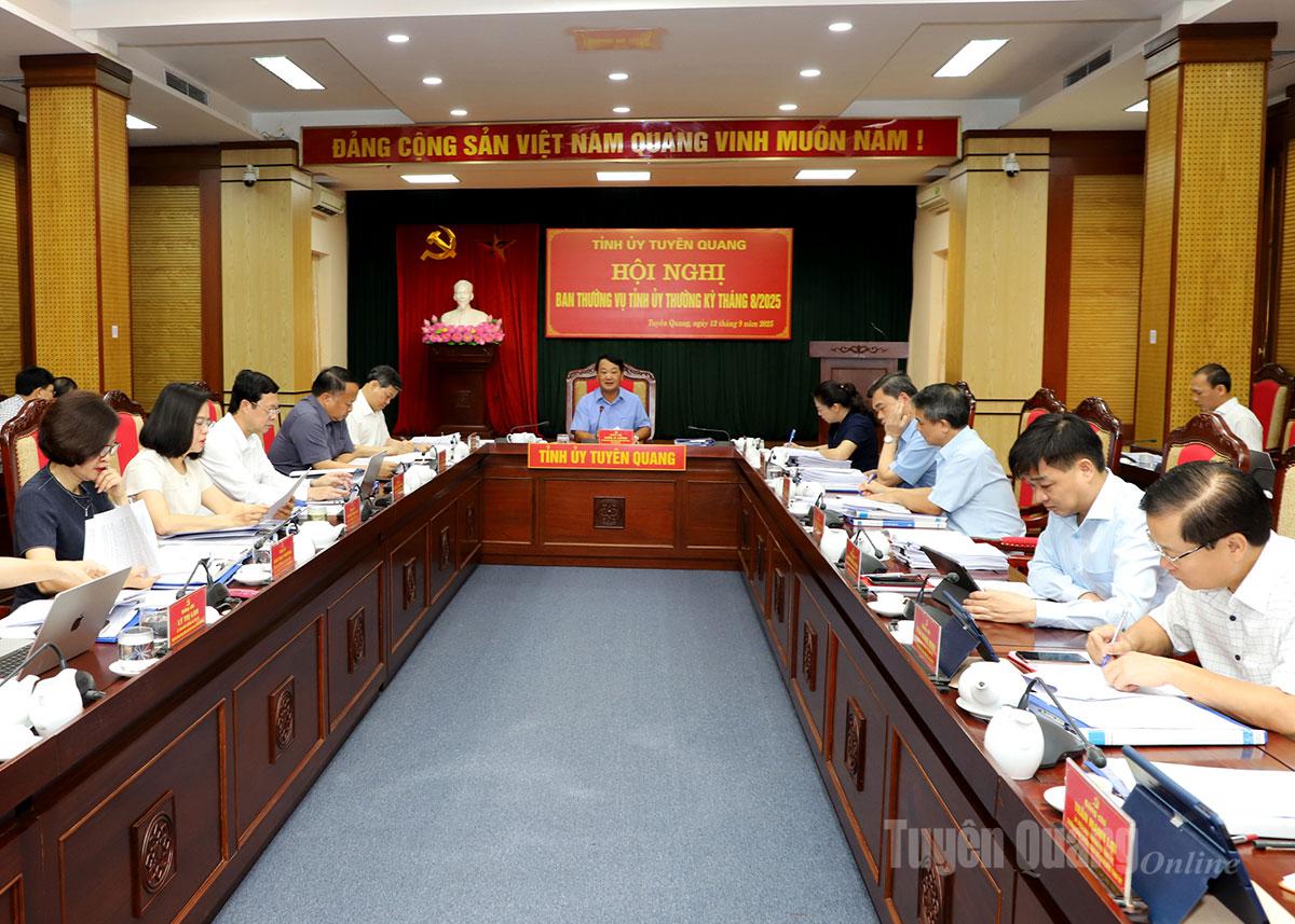 Chuẩn bị kỹ lưỡng các điều kiện tổ chức thành công Đại hội Đảng bộ tỉnh