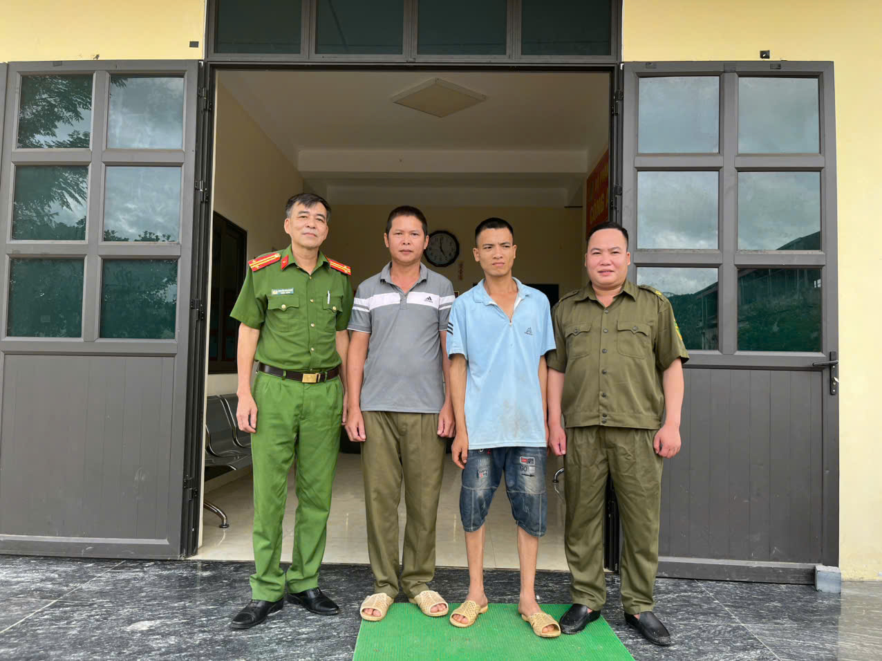 CÔNG AN XÃ BẰNG HÀNH TẬN TÂM GIÚP NGƯỜI ĐI LẠC TÌM LẠI MÁI ẤM GIA ĐÌNH