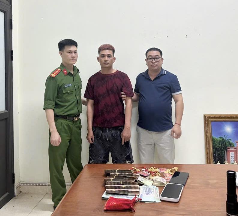 XUYÊN ĐÊM TRUY VẾT - BẮT GIỮ ĐỐI TƯỢNG TRỘM CẮP, THU GIỮ GẦN 200 TRIỆU ĐỒNG VÀ NHIỀU TÀI SẢN GIÁ TRỊ