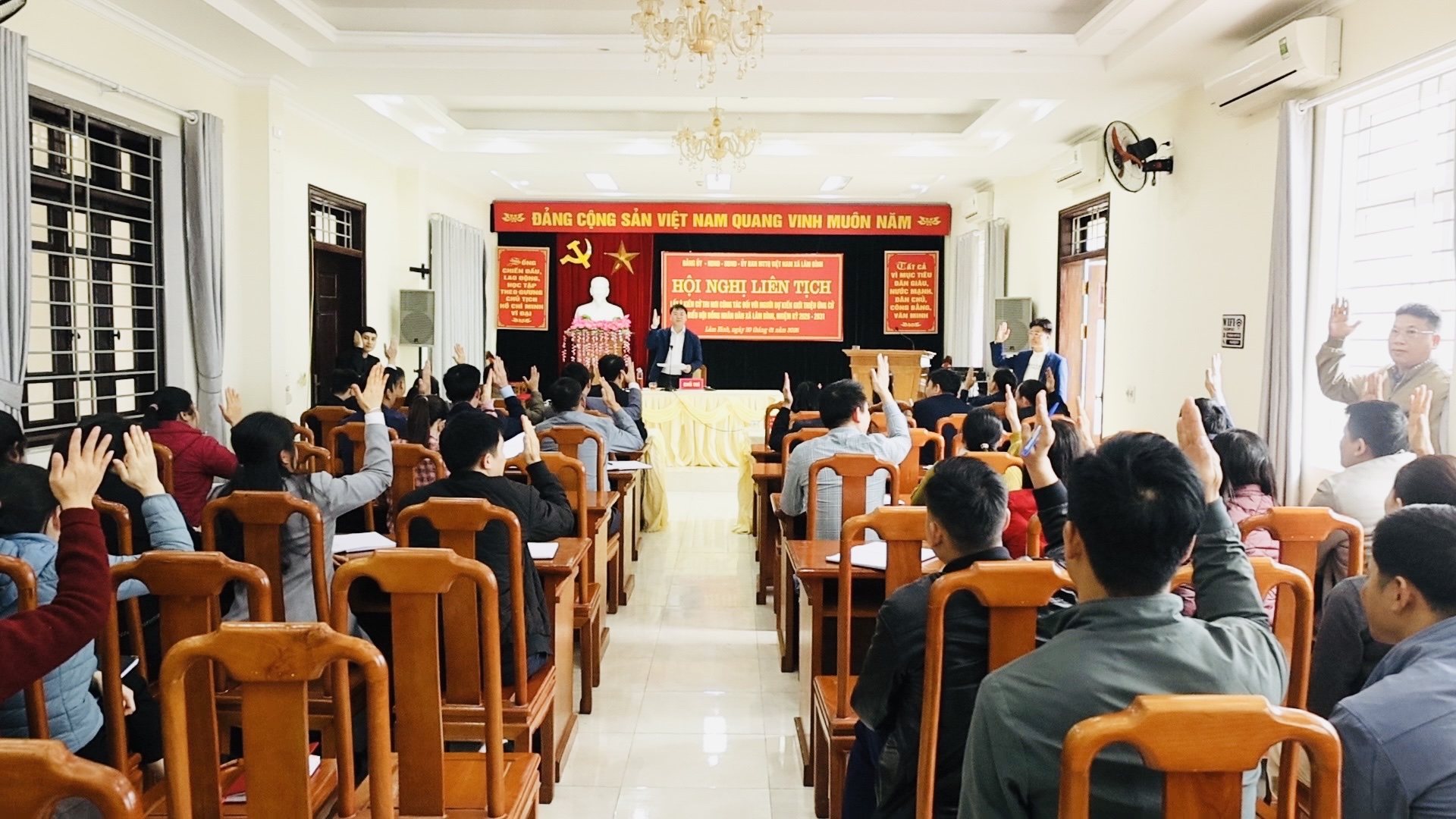 Hôi nghị liên tịch lấy ý kiến cử tri nơi công tác đối với người dự kiến giới thiệu ứng cử đại biểu Hội đồng nhân dân xã Lâm Bình, nhiệm kỳ 2026 – 2031