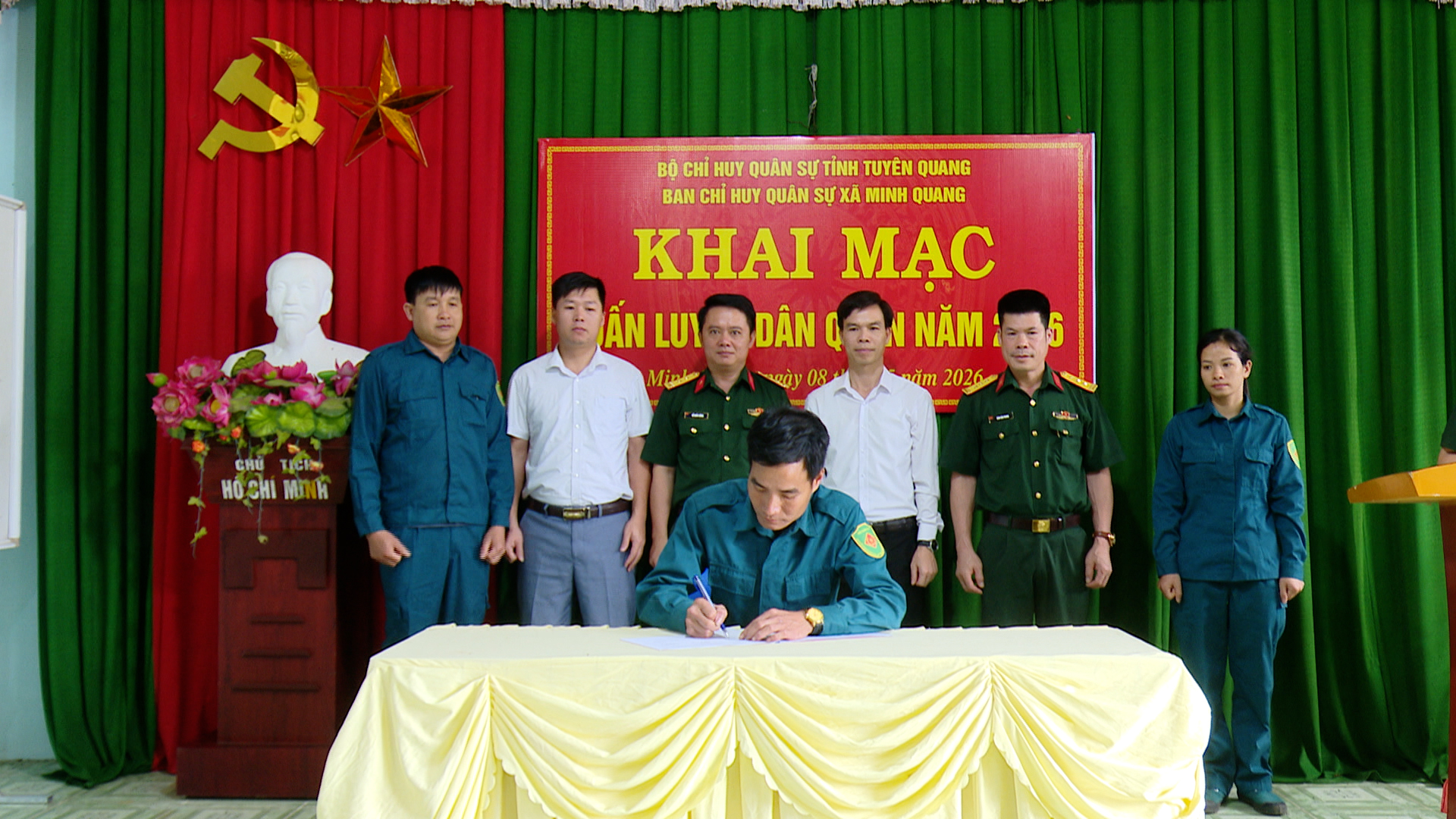 Minh Quang khai mạc huấn luyện Dân quân năm 2026