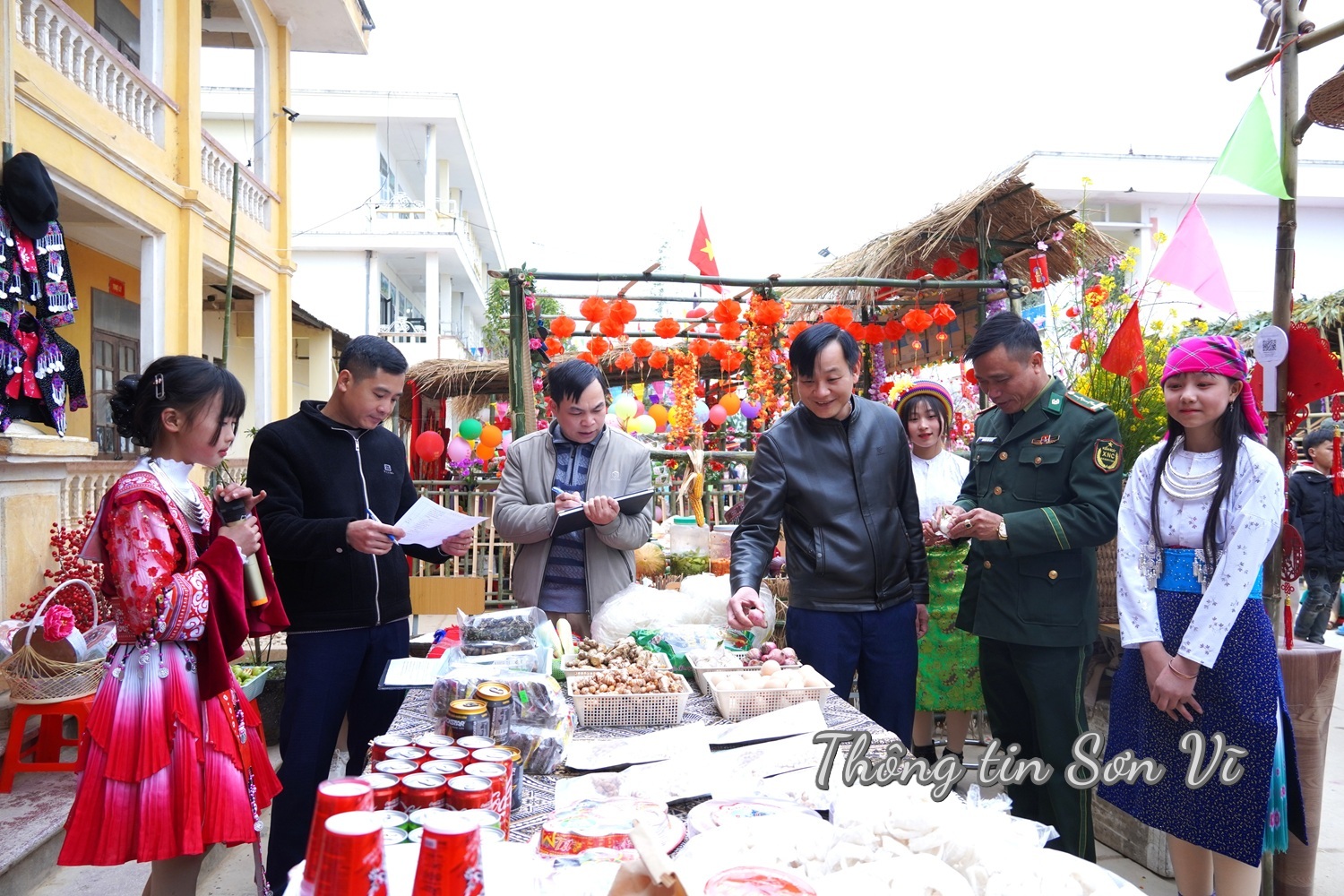 Hội xuân sv4..jpg