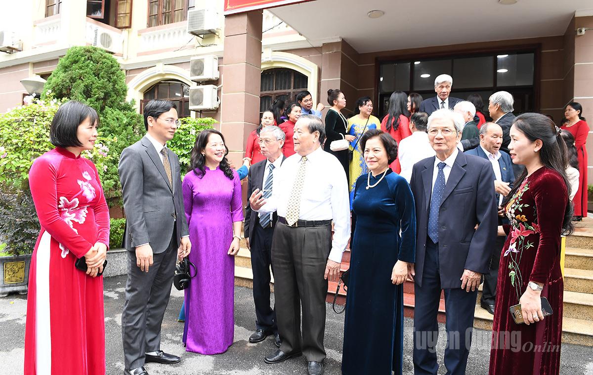 Sở Giáo dục và Đào tạo tổ chức gặp mặt nguyên lãnh đạo, cán bộ giáo dục nhân kỷ niệm Ngày Nhà giáo Việt Nam 20/11