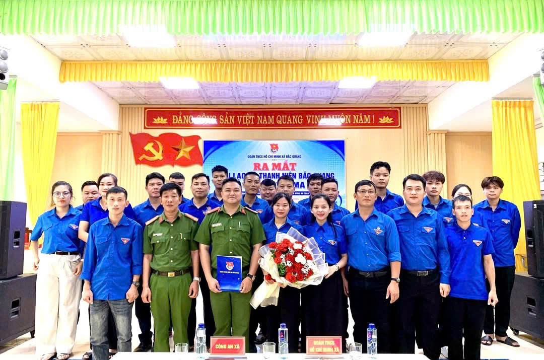 RA MẮT CLB THANH NIÊN BẮC QUANG NÓI KHÔNG VỚI MA TÚY 
