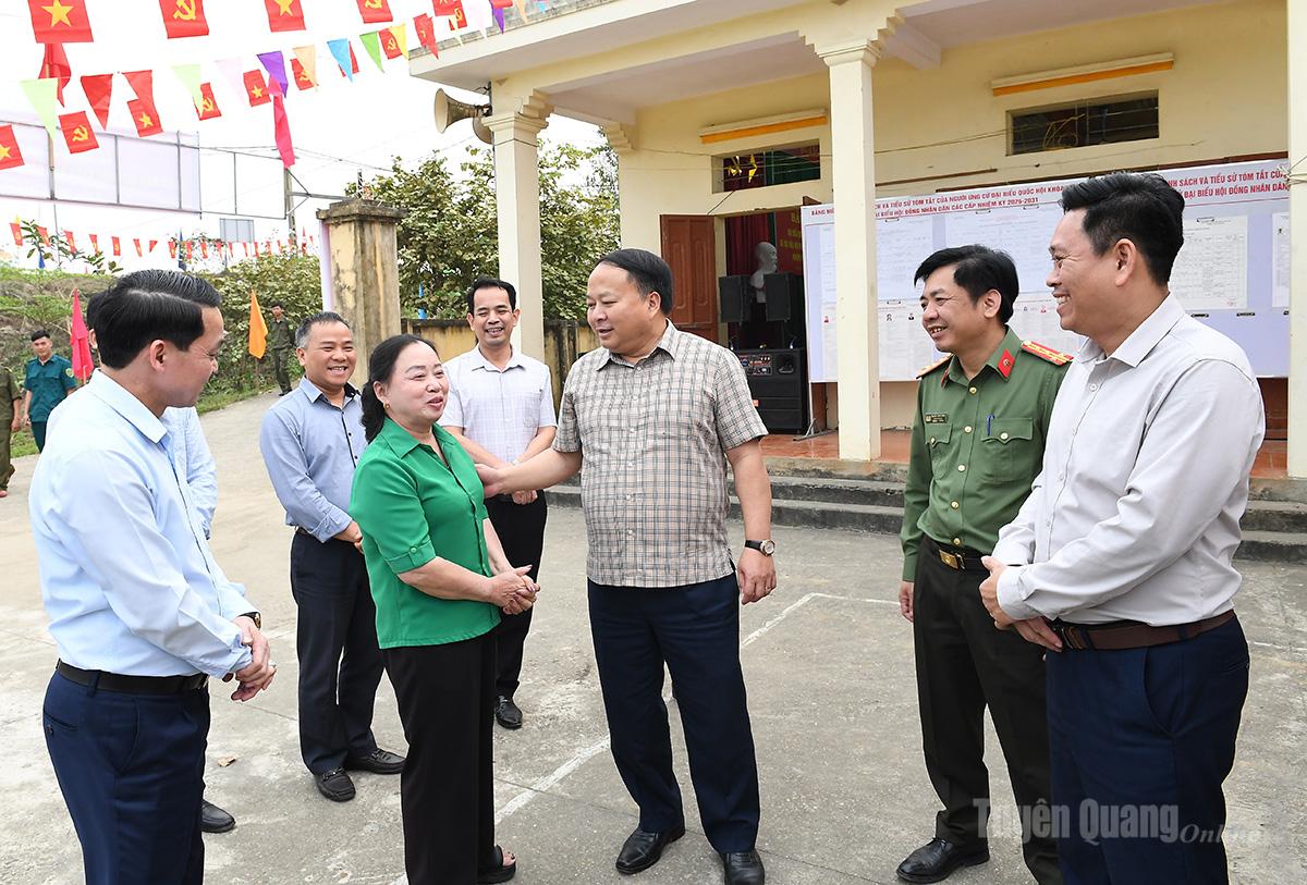 chu-tich-ubnd-tinh-phan-huy-ngoc-kiem-tra-cong-3_20260313202600.jpg