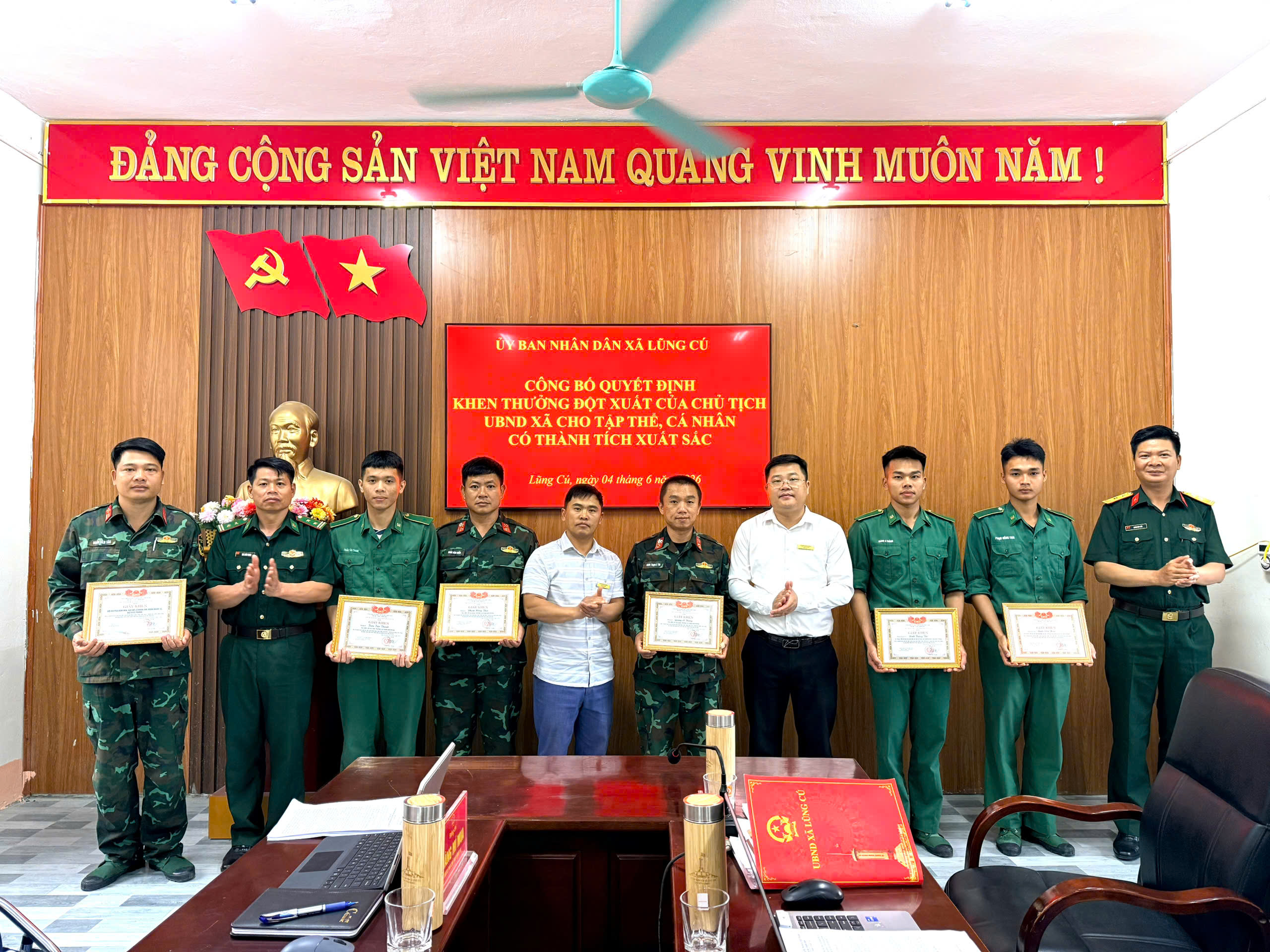 LAN TỎA HÌNH ẢNH BỘ ĐỘI CỤ HỒ TRONG LÒNG NHÂN DÂN LŨNG CÚ