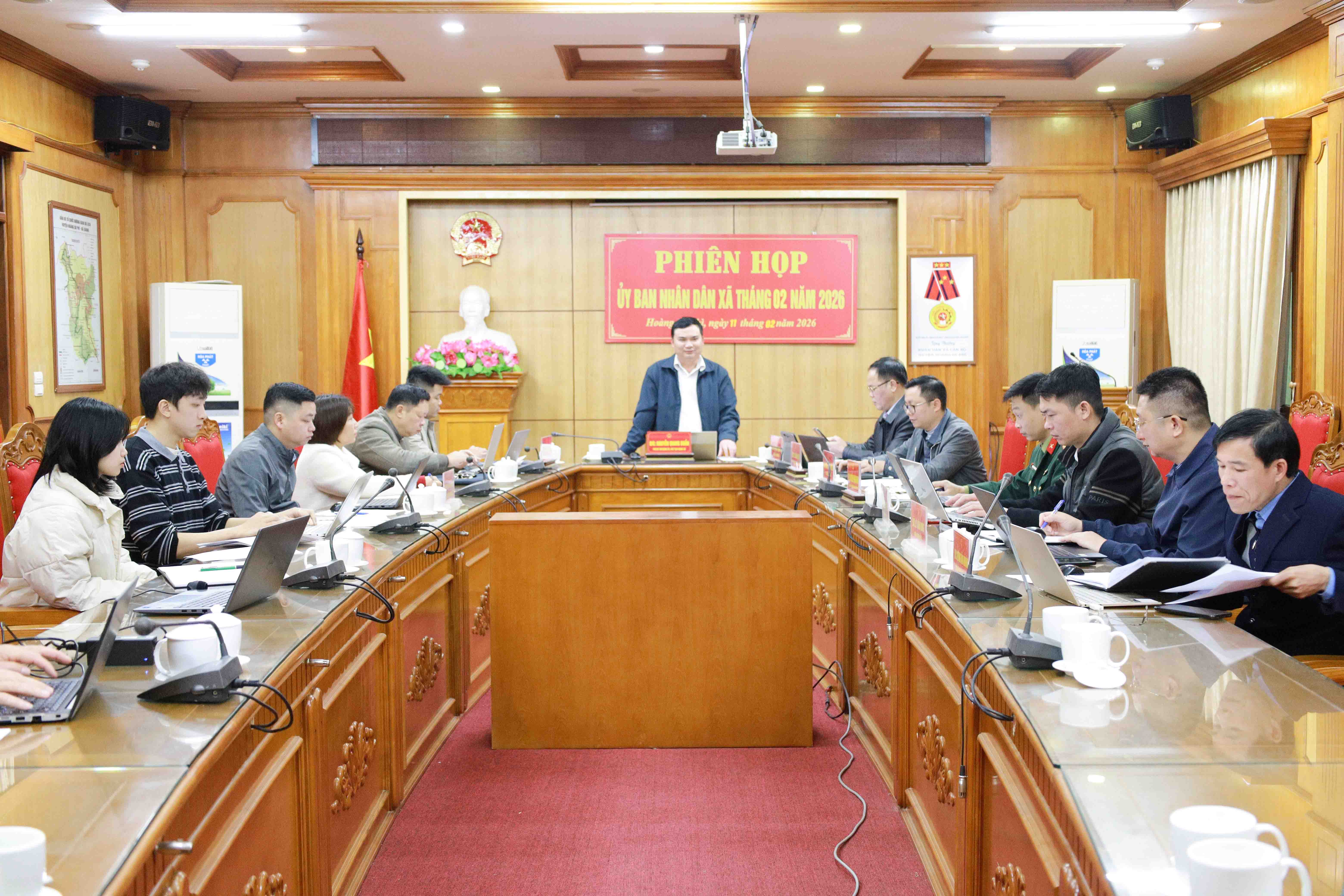 Xã Hoàng Su Phì tổ chức Phiên họp UBND thường kỳ tháng 2