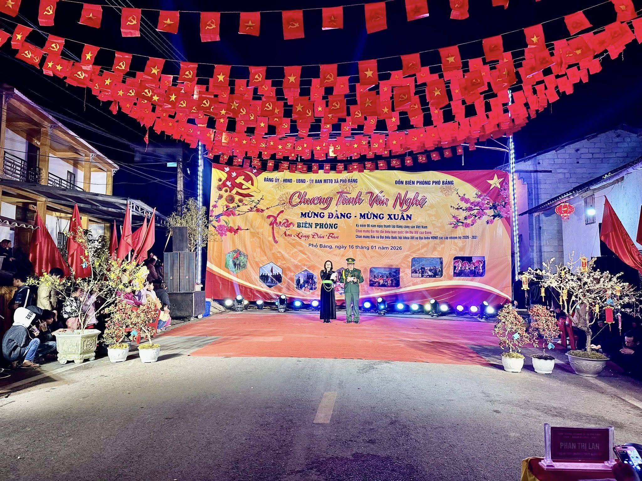 XÃ PHỐ BẢNG TỔ CHỨC CHƯƠNG TRÌNH NGHỆ THUẬT MỪNG ĐẢNG MỪNG XUÂN