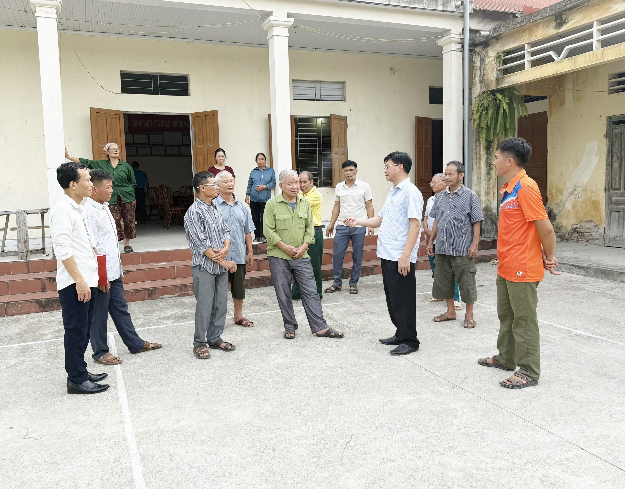 Tạo đồng thuận trong sắp xếp thôn, tổ dân phố