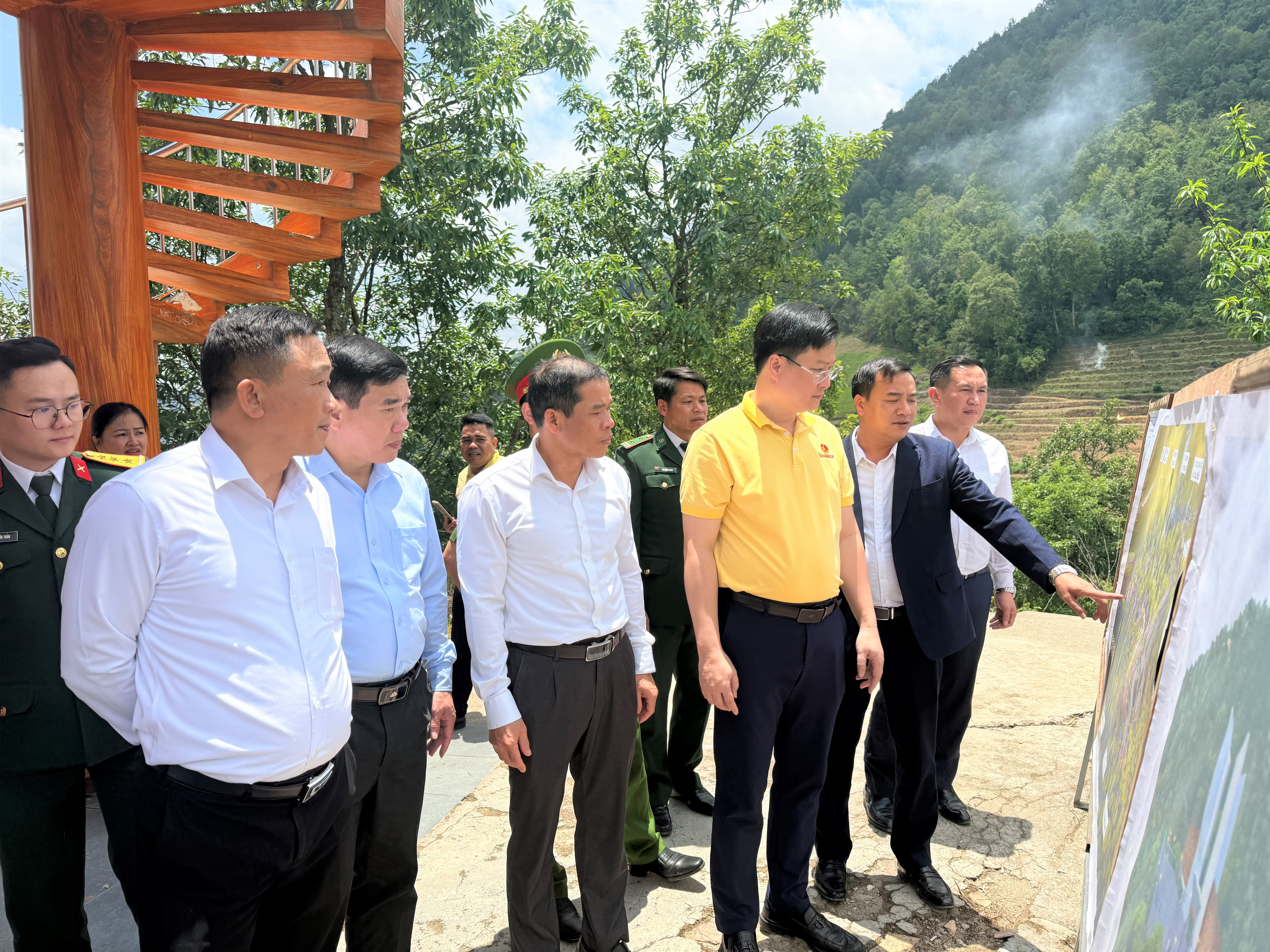 KHẢO SÁT PHƯƠNG ÁN XÂY DỰNG ĐIỂM CỰC BẮC XÃ LŨNG CÚ